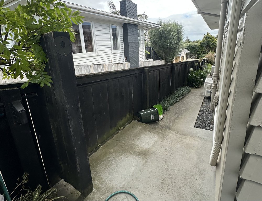 Custom timber garden gate in Shelly Park