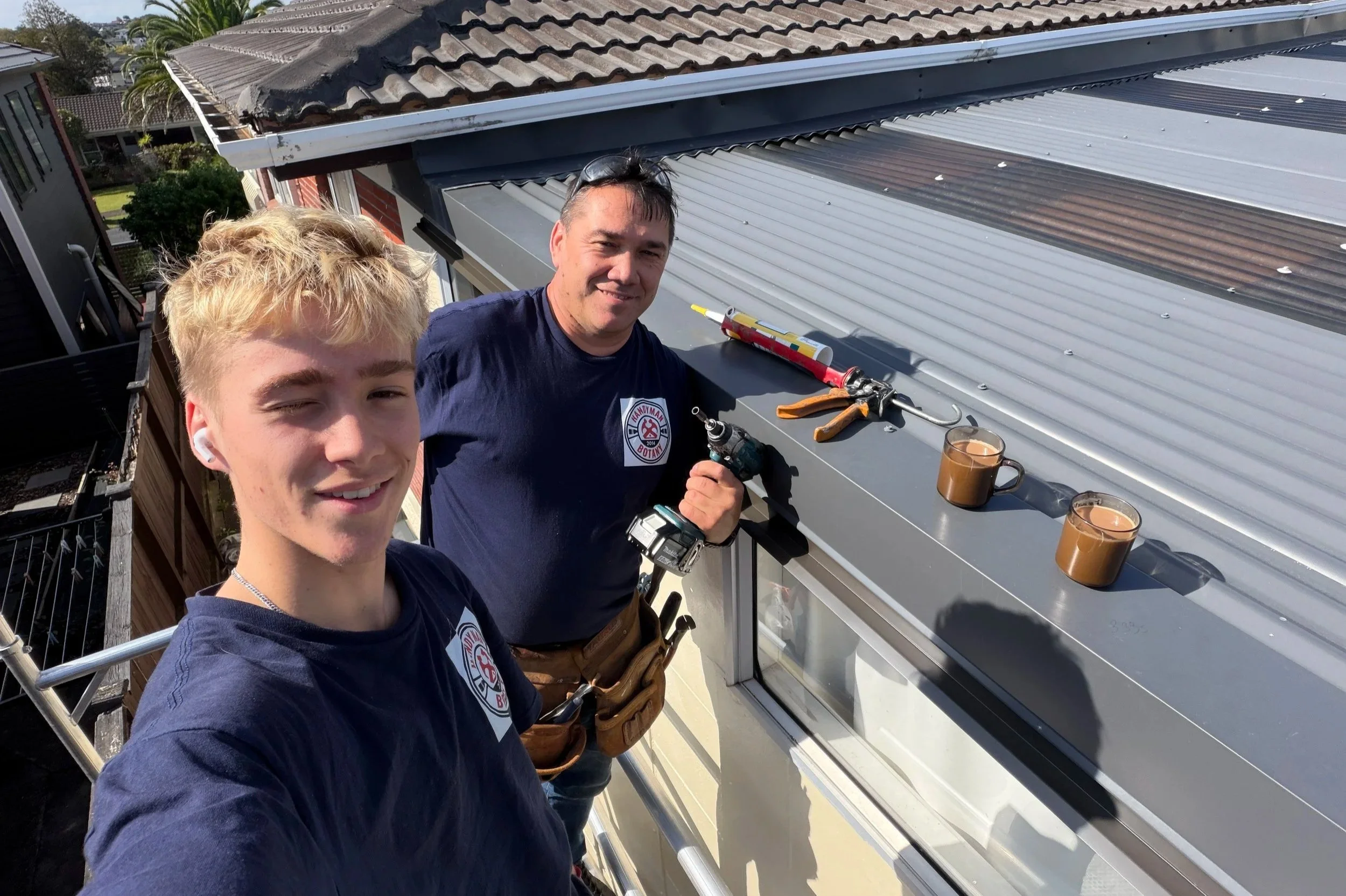 Window flashing repair to fix a cladding leak — Handyman Botany apprentice at work in East Auckland