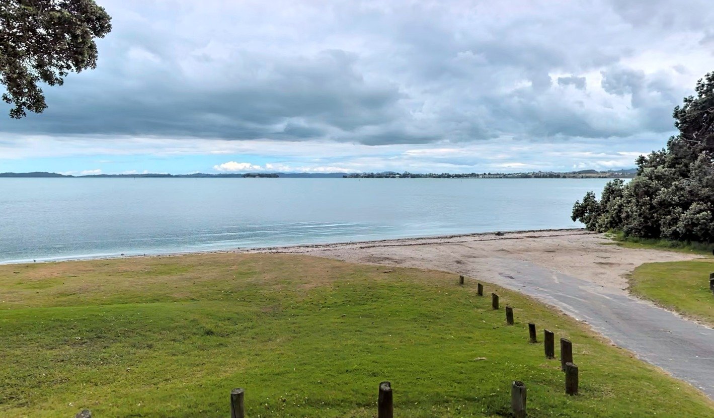 Cockle Bay beach in East Auckland near the Handyman Botany service area