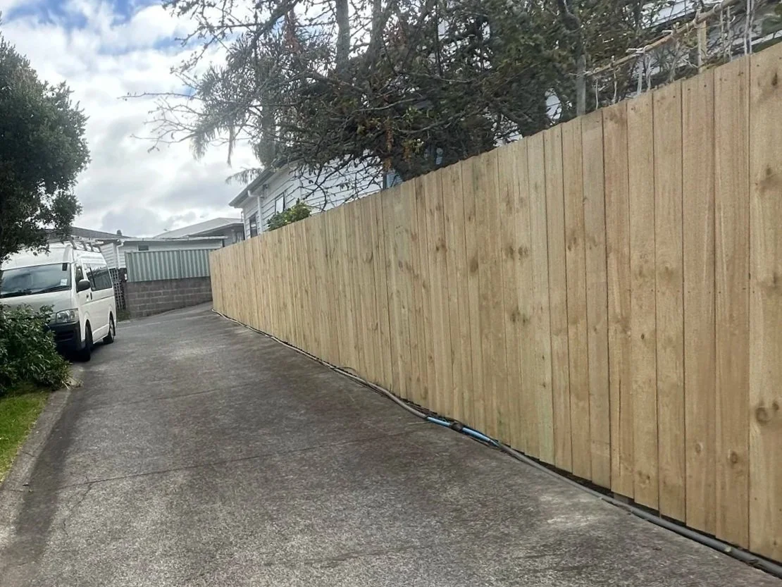 New fence installation in progress – Pakuranga handyman Botany