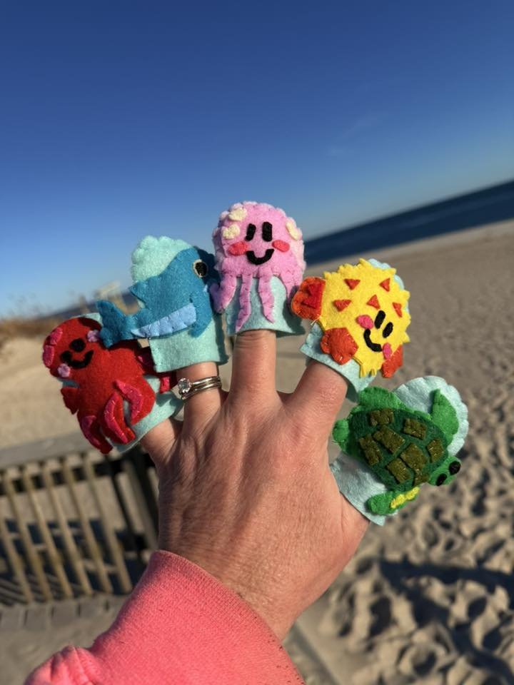Aardvark's Friends Finger Puppets