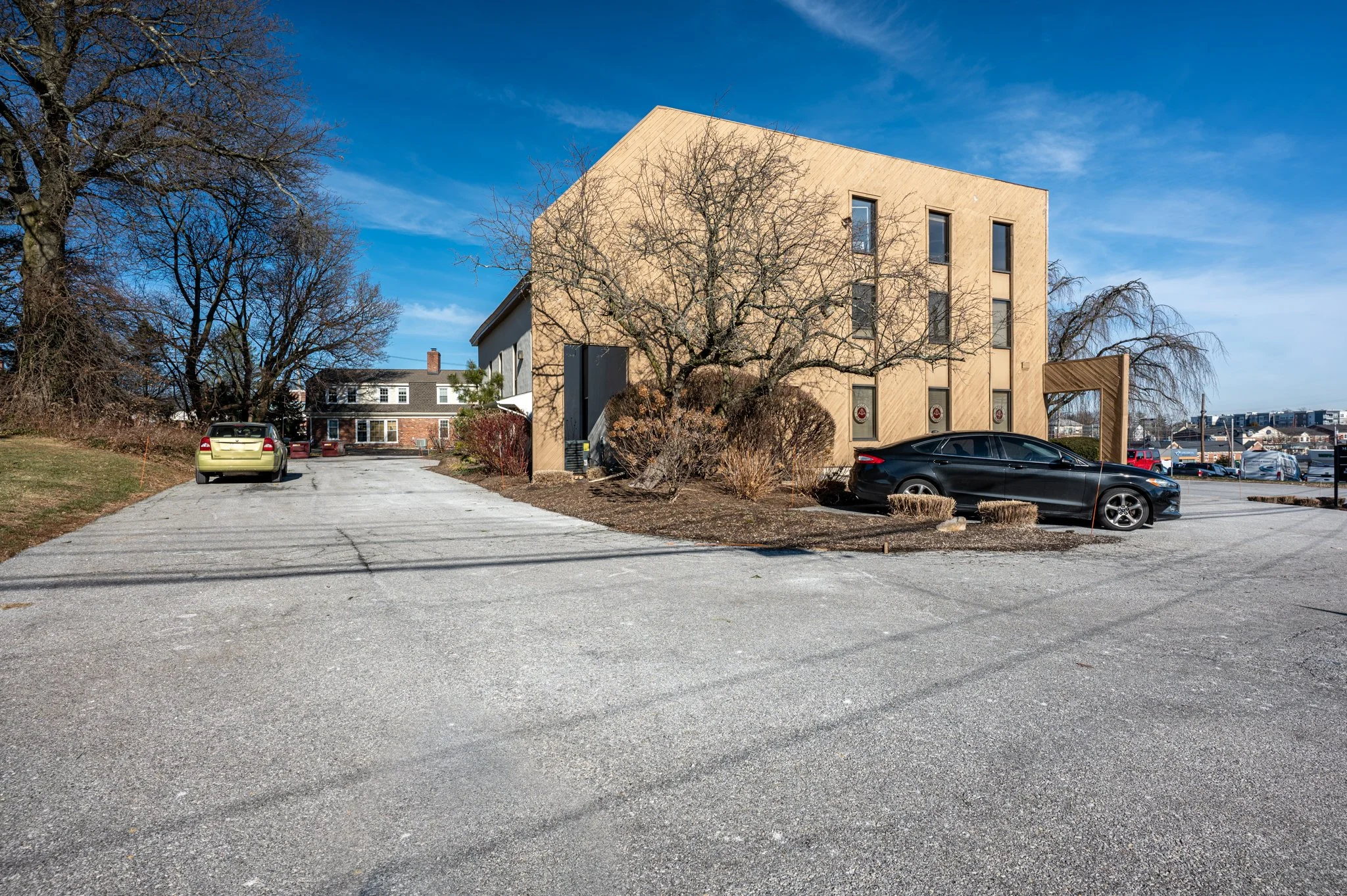 BuildingPhoto (10).jpg
