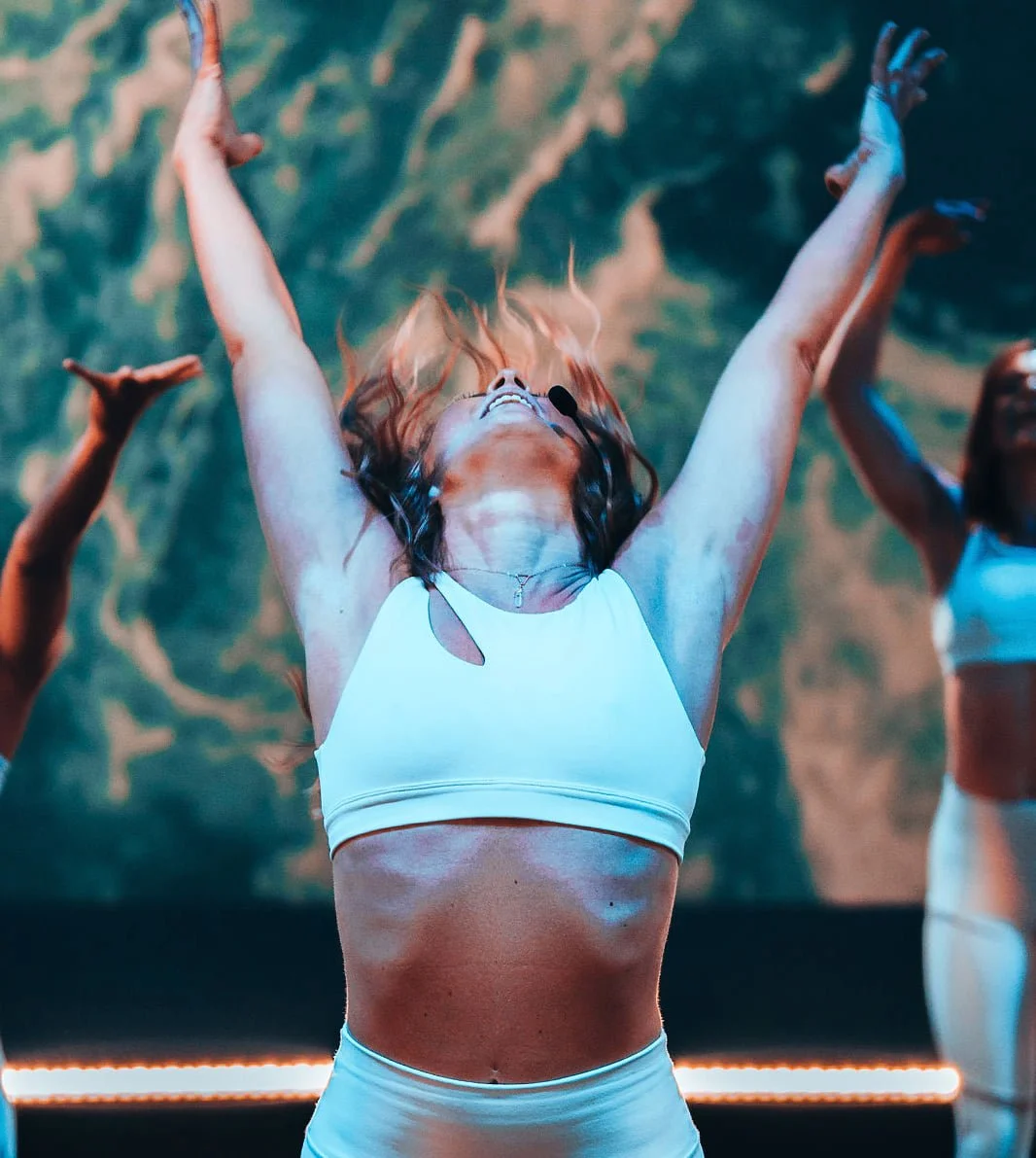 Julianne Hough for KINRGY on Oprah's 2020 Vision Tour.