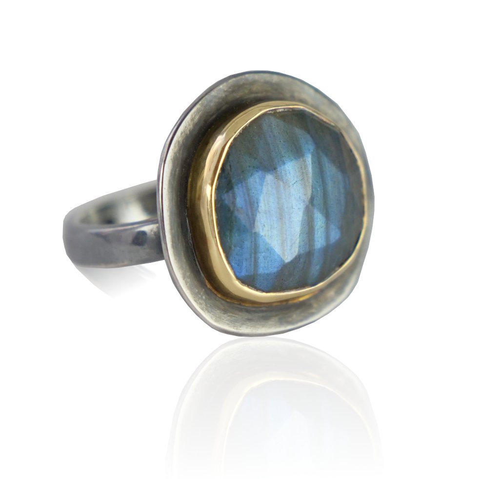Ring07_2024_LabradoriteGoldSilver_WhiteBackground.jpg