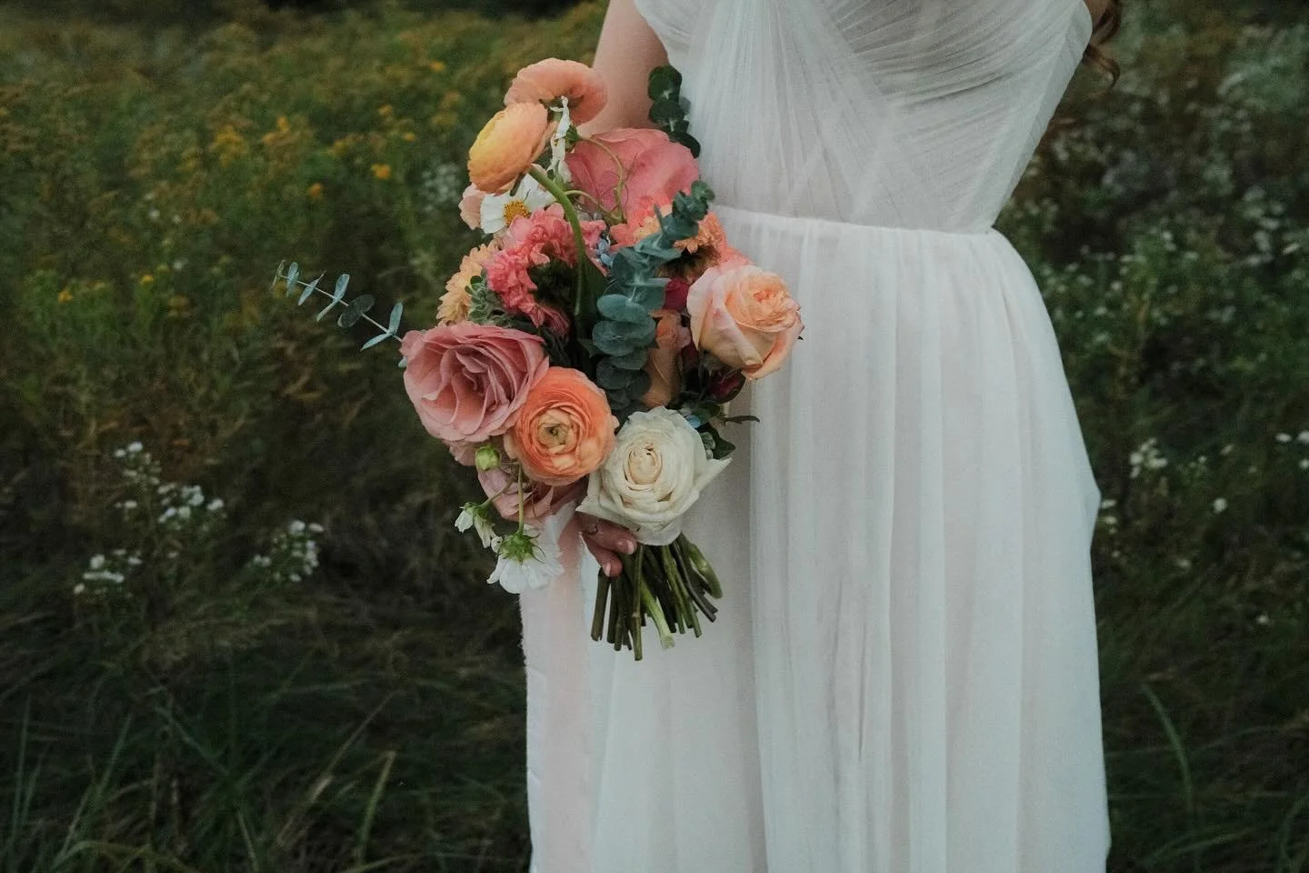 Chipping away at all my fall weddings 🤍 can&rsquo;t wait to share the full gallery&rsquo;s so soon!