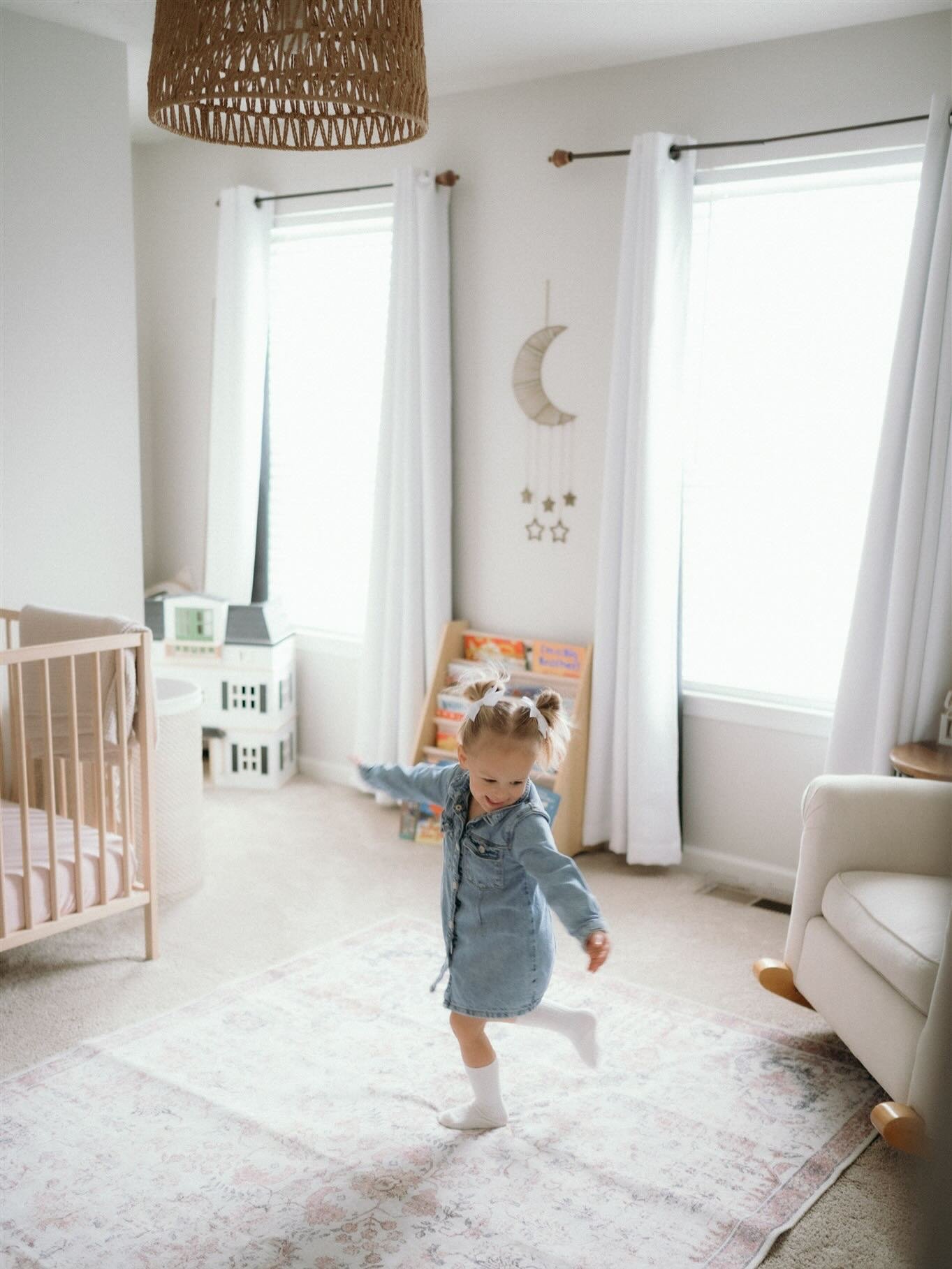 I love an in home session 💗 always so fun photographing @k.rae.perspective and her family!