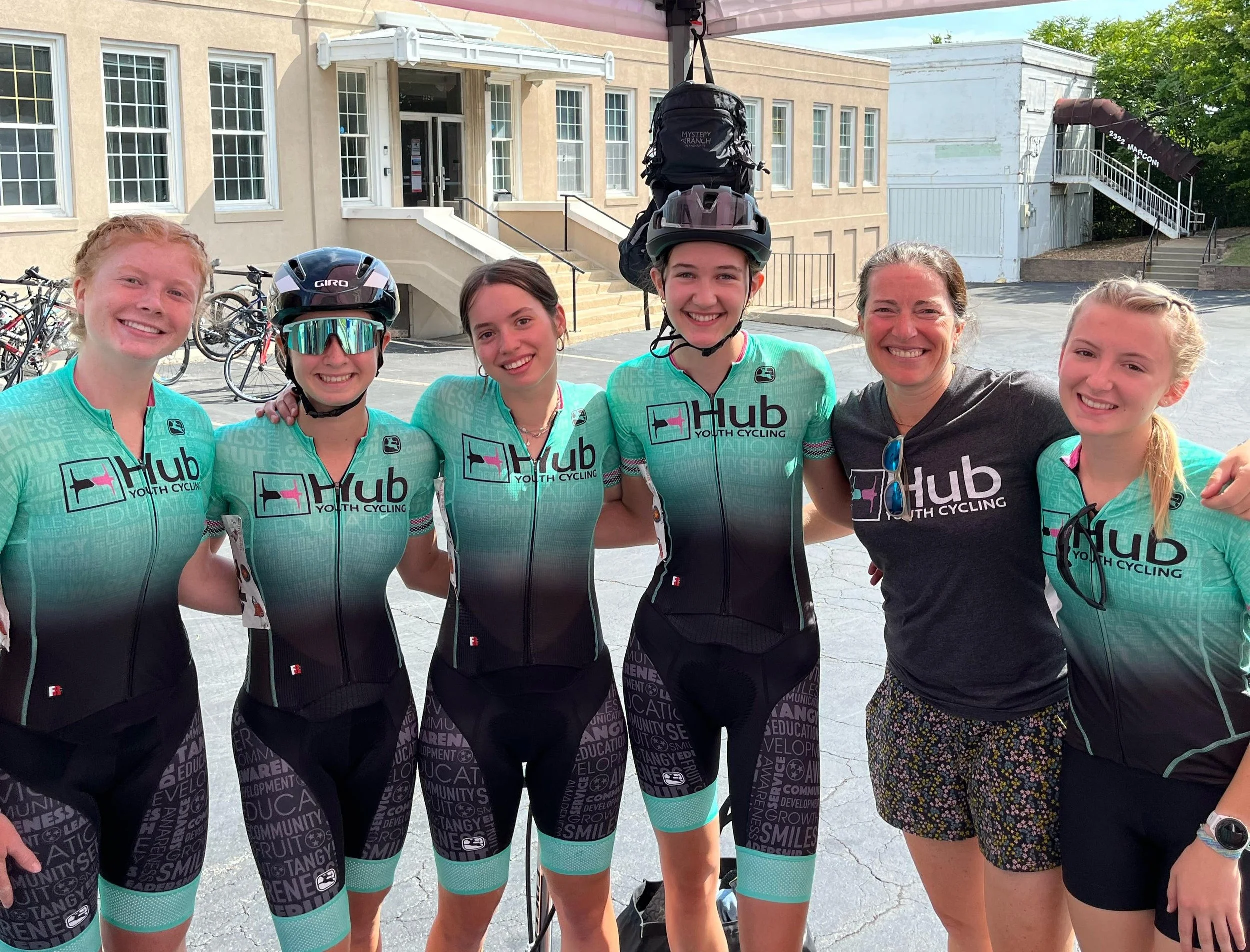 Hub Ladies at Gateway.JPG