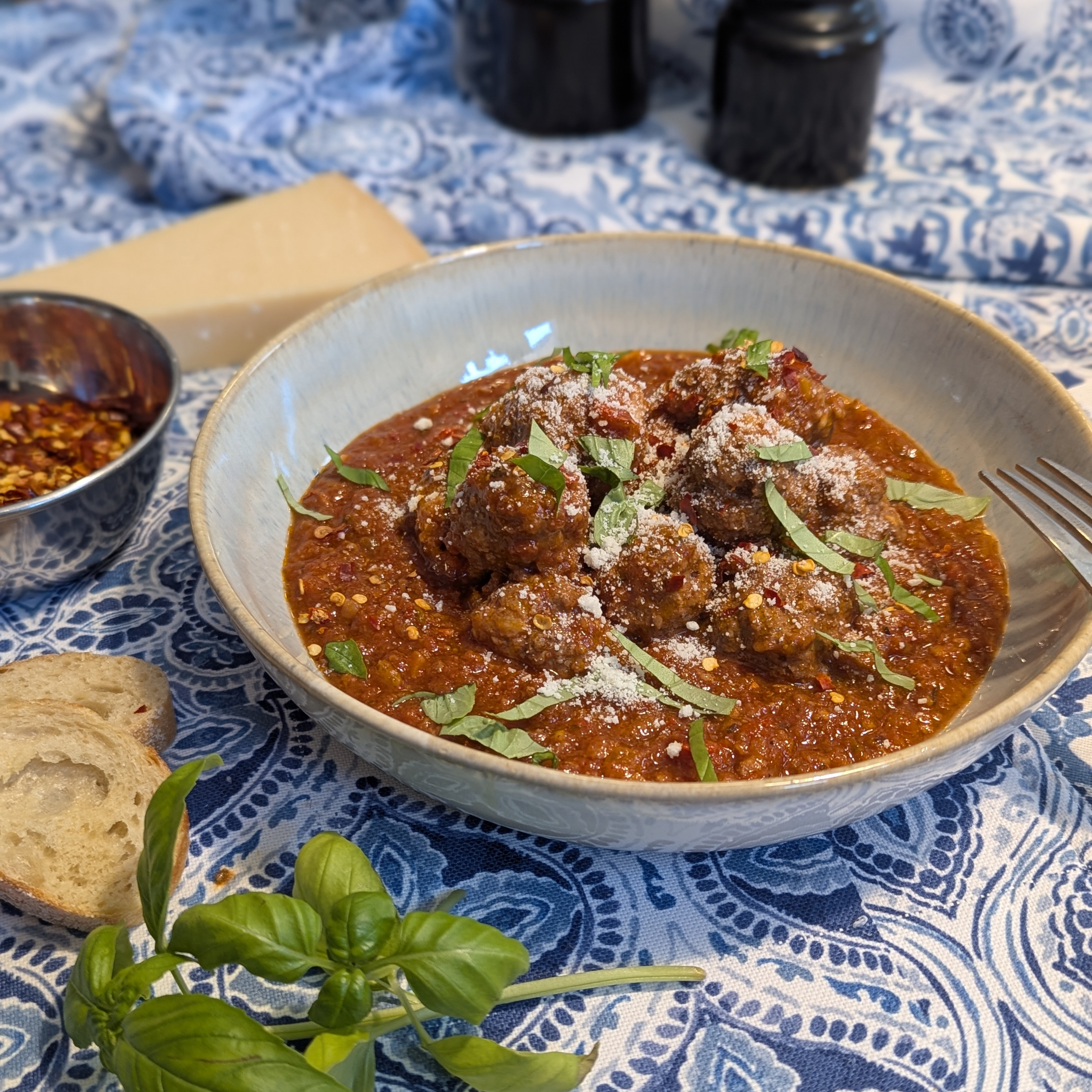 Meatballs in Tomato Sauce