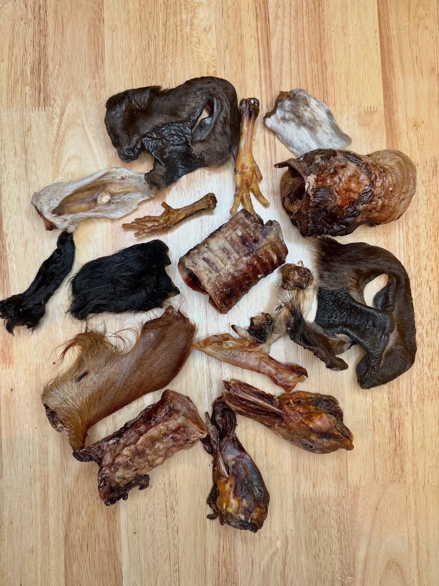 🐾 Scratch &lsquo;n Dent Chew Bundles Are Now Available!

We all know dogs don&rsquo;t care if their snacks look perfect, they just want more of them.

That&rsquo;s where our Scratch &lsquo;n Dent Chew Value Bags come in! These 1.5 lb assorted bundle