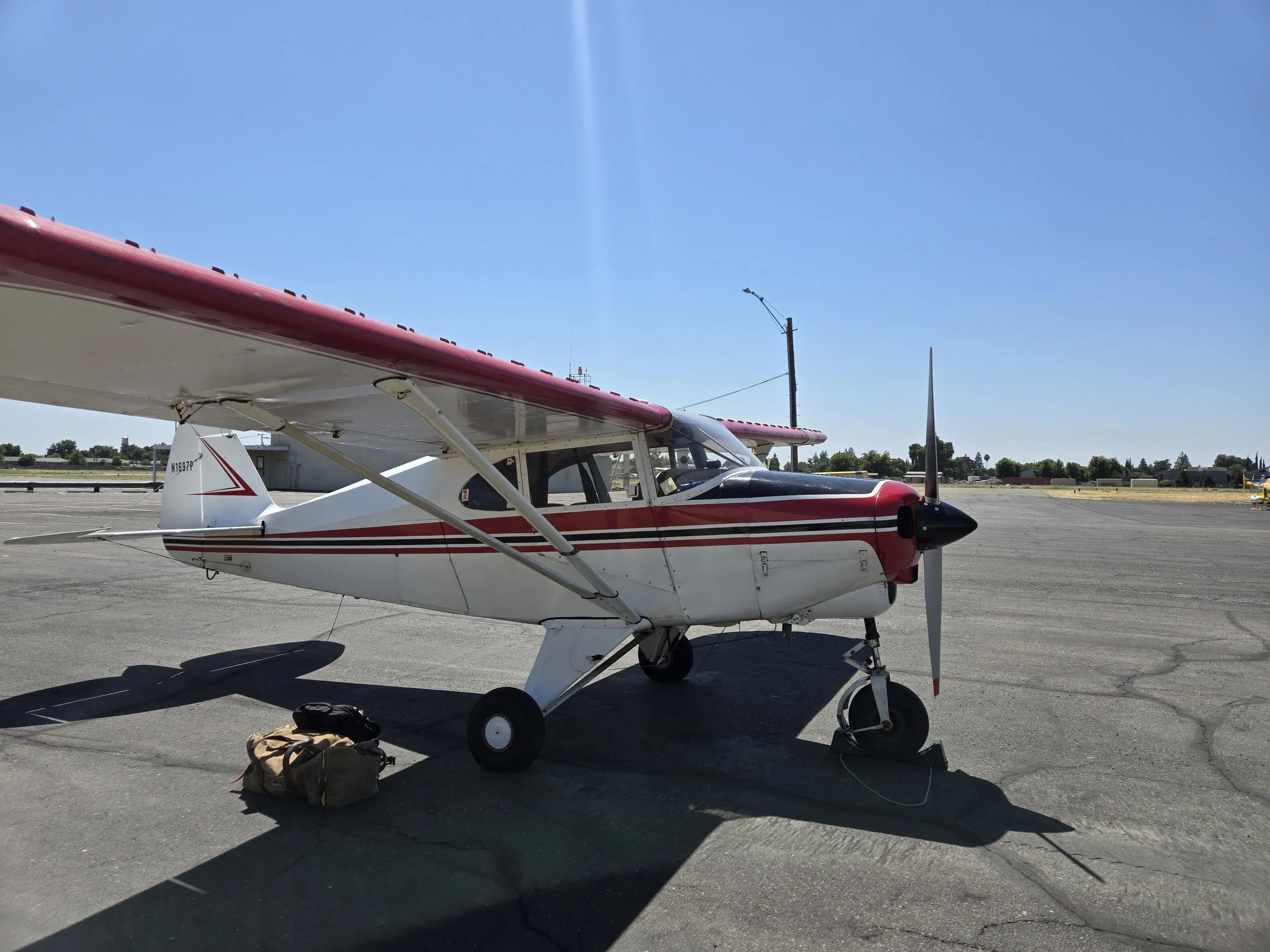 Piper PA22 TriPacer - N1697P