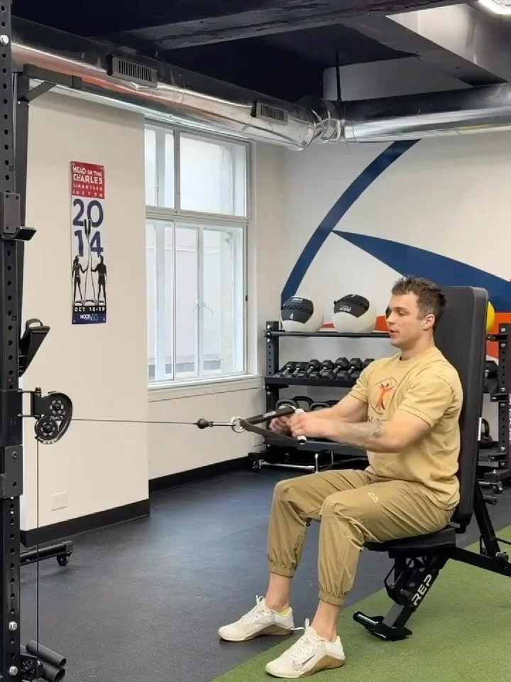 Building resilient pulling strength across variations.

From seated cable rows to half-kneeling rows and pull-ups, each movement builds pulling capacity while improving scapular control and positional strength through the upper back.

Control first &