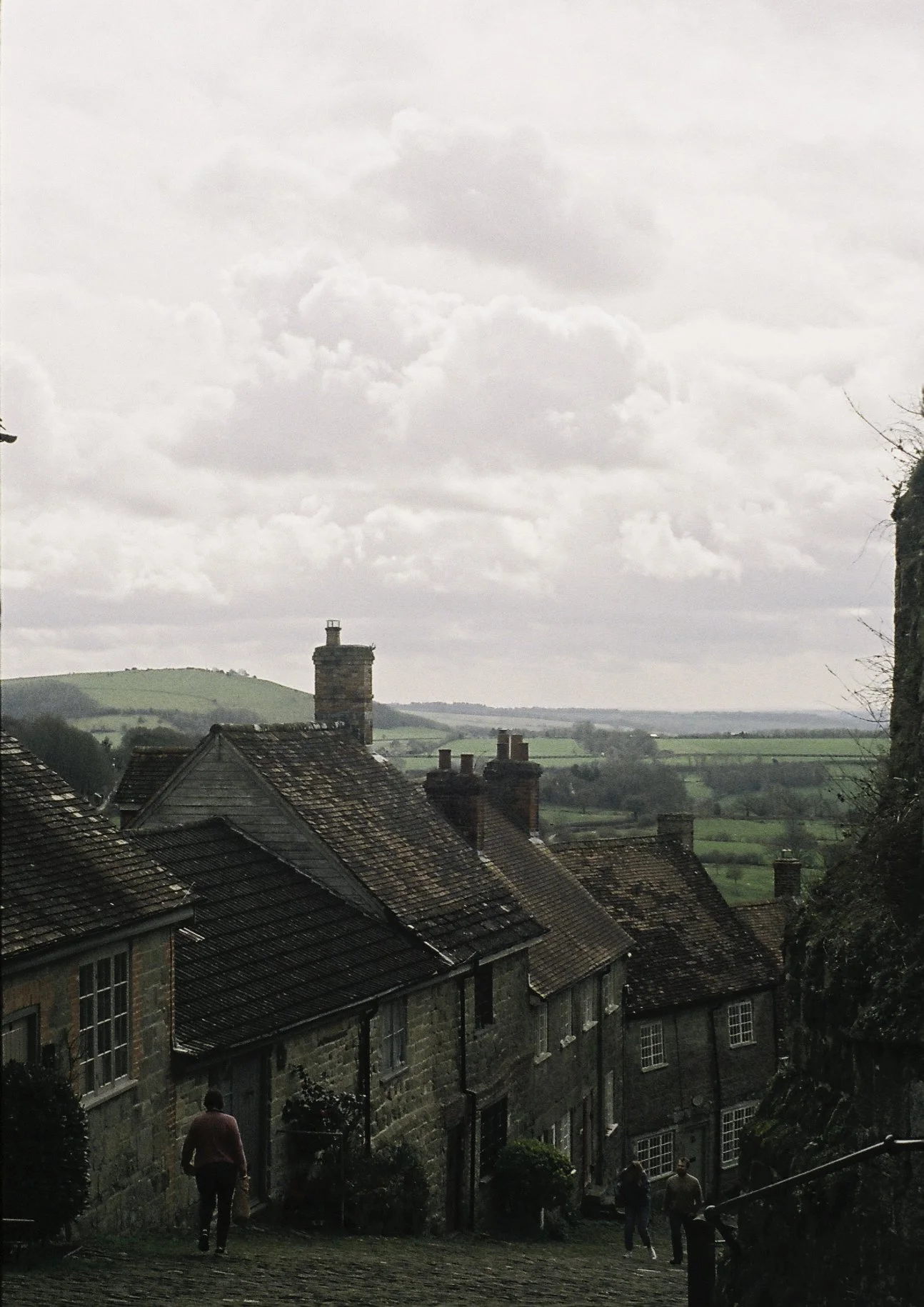 R1-01619-026A-2.jpg