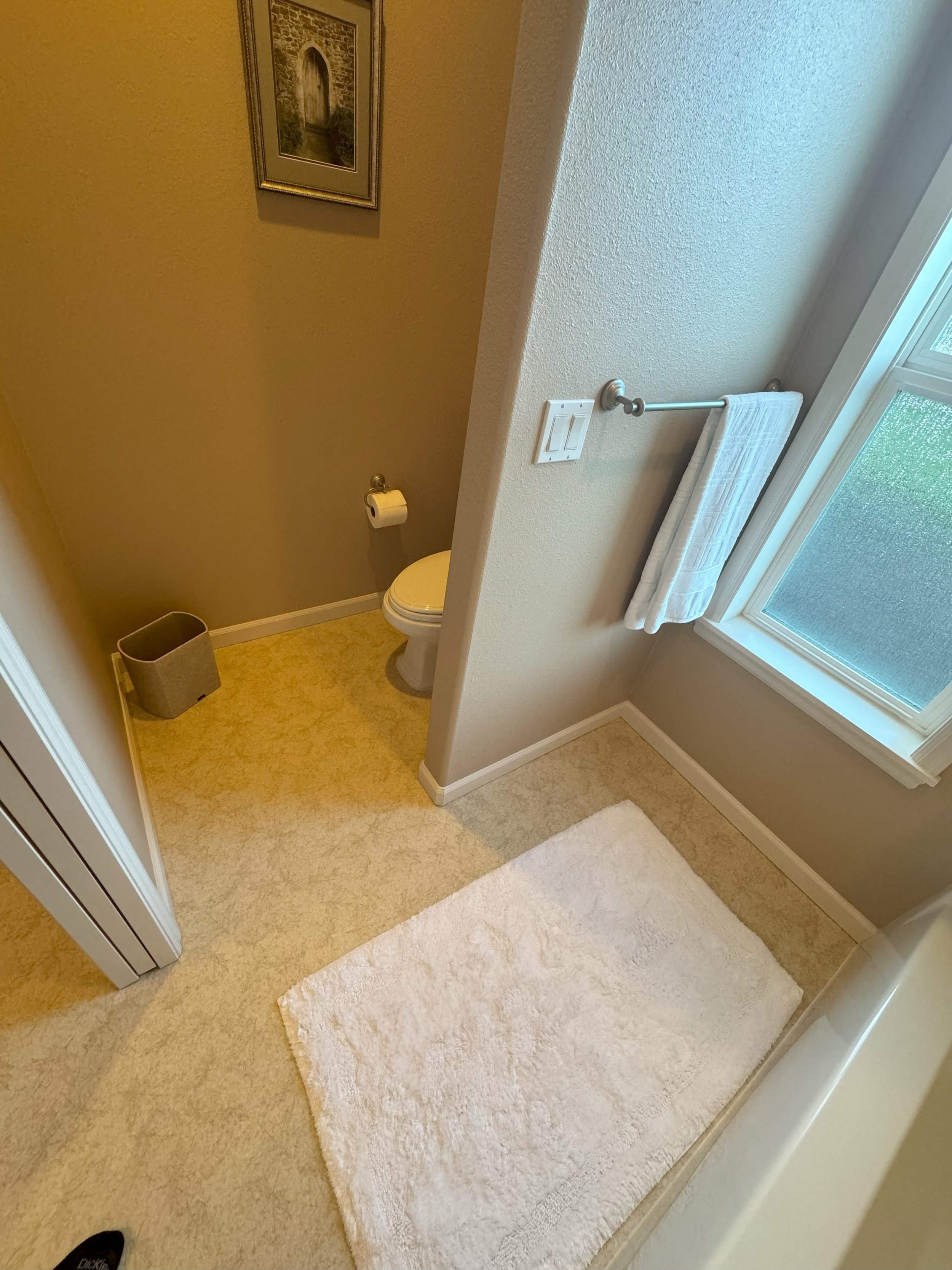 wash closet before