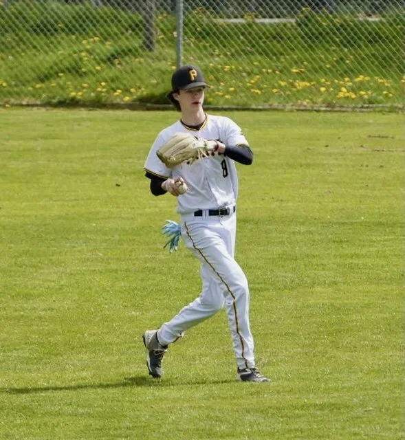 Noah Saunders - Field.jpeg