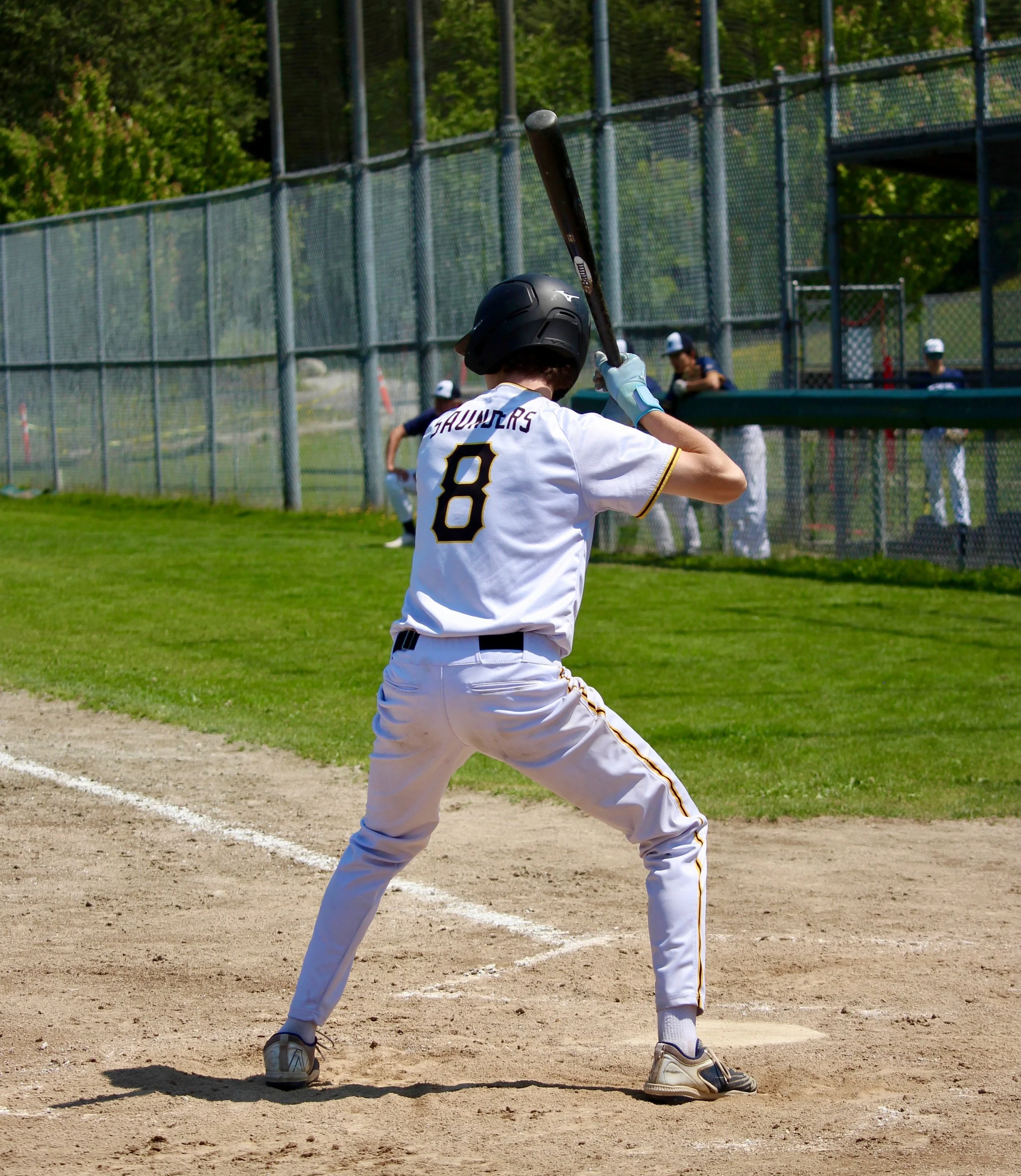 Noah Saunders - X.jpeg