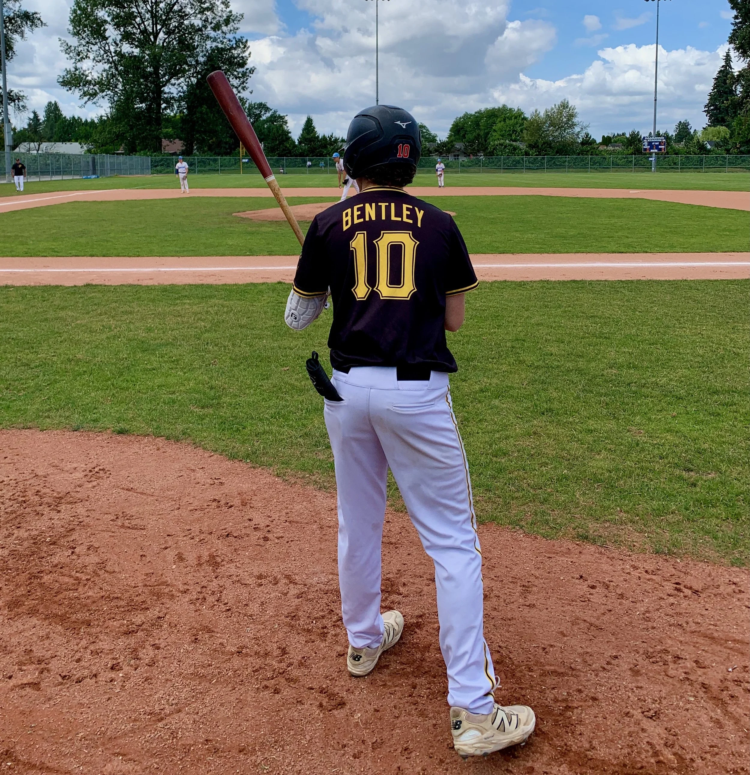 Tevin - Hit Warm Up.jpeg