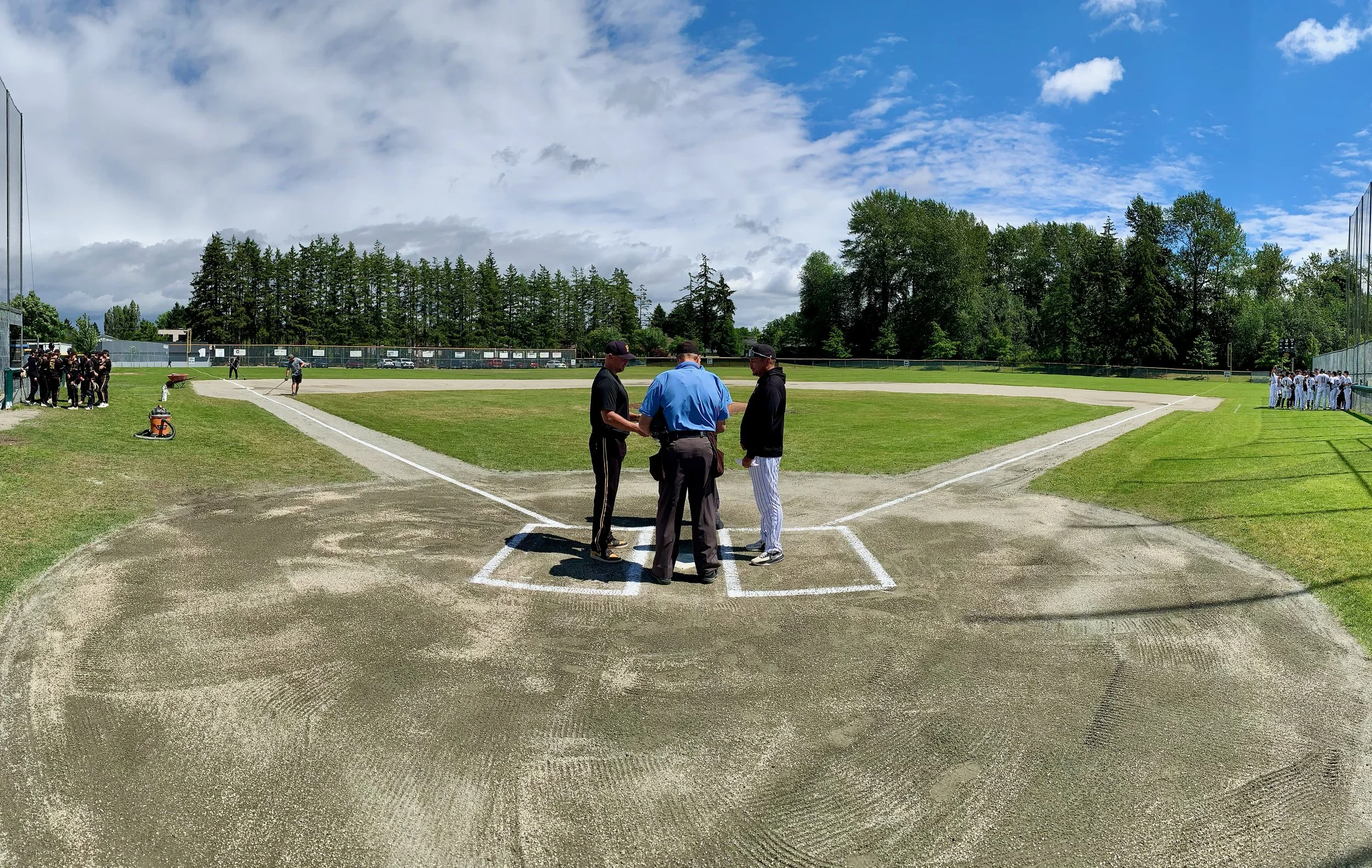 Jeff, Umpires - Meeting Pano.jpeg