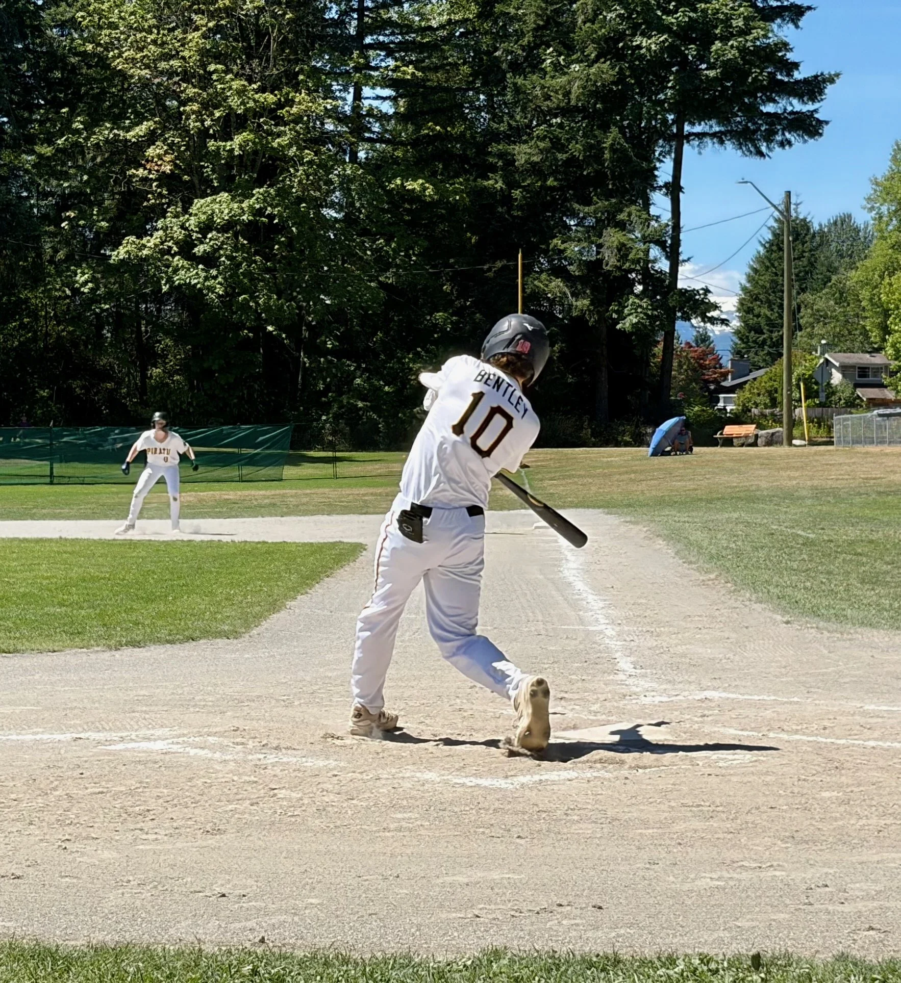 Tevin - Hit.jpeg