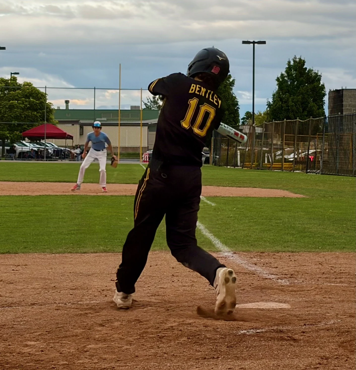 Tevin - Hit.jpeg
