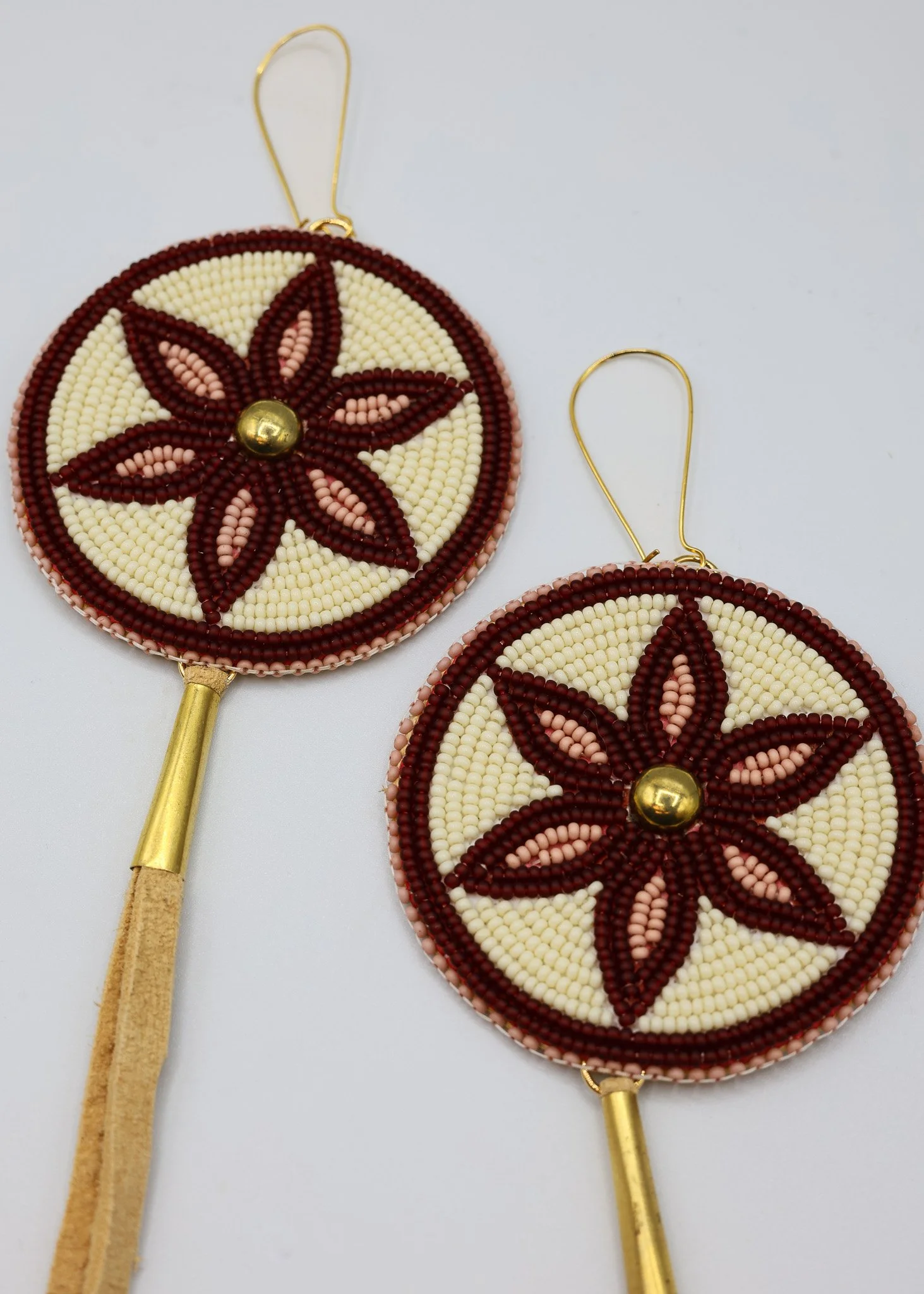 laatis ilpilp (Red Floral Earrings)