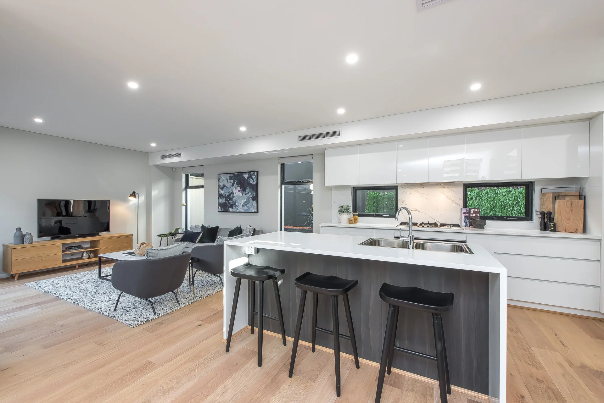 Web.2-409 Vincent St West Leederville-22.jpg
