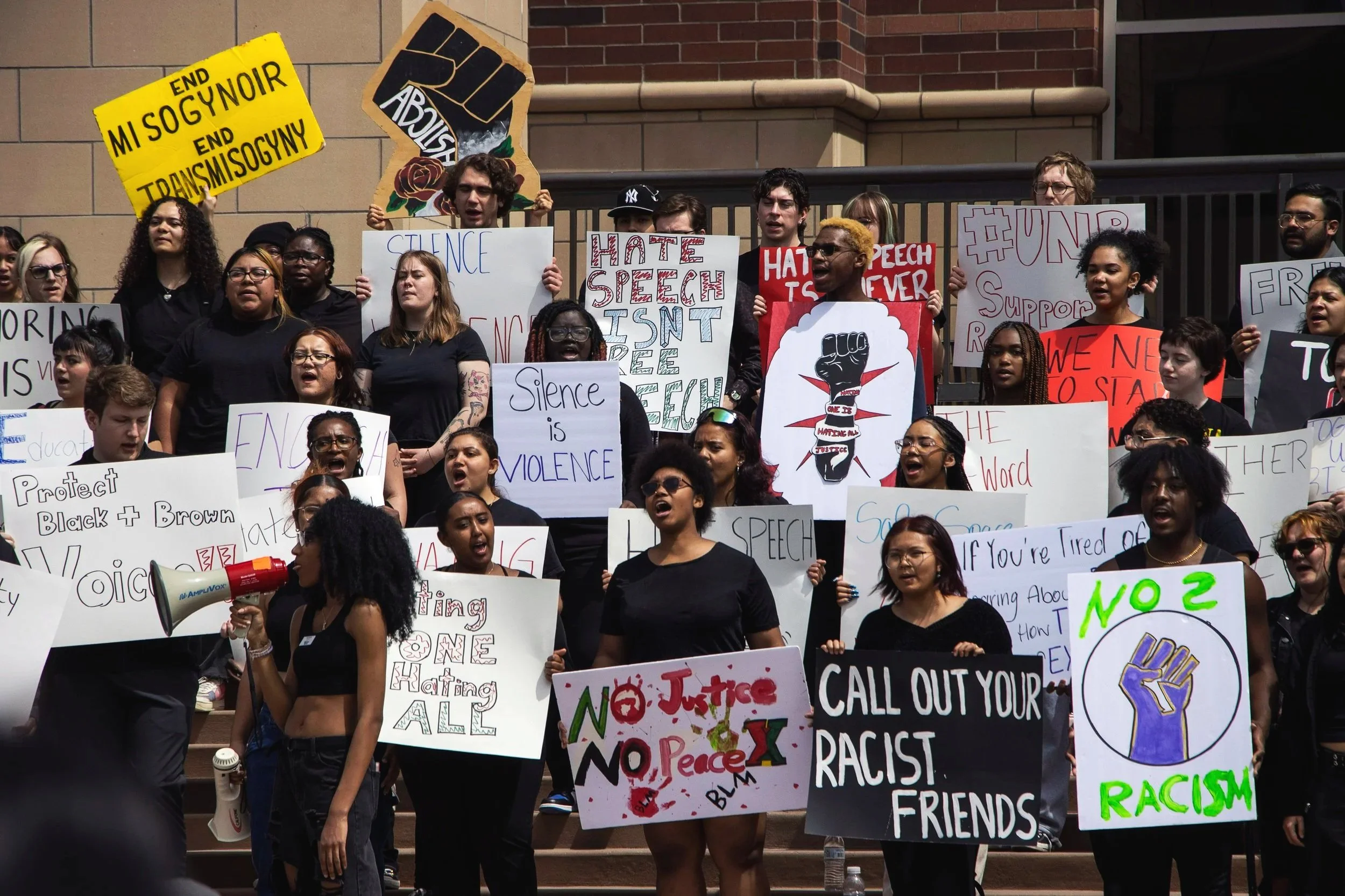 protest_4.jpg