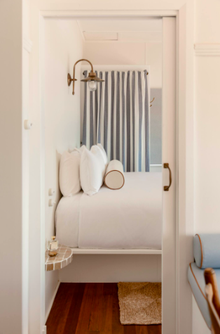 Assemble Electrical work at Il Delfino Airbnb Yamba