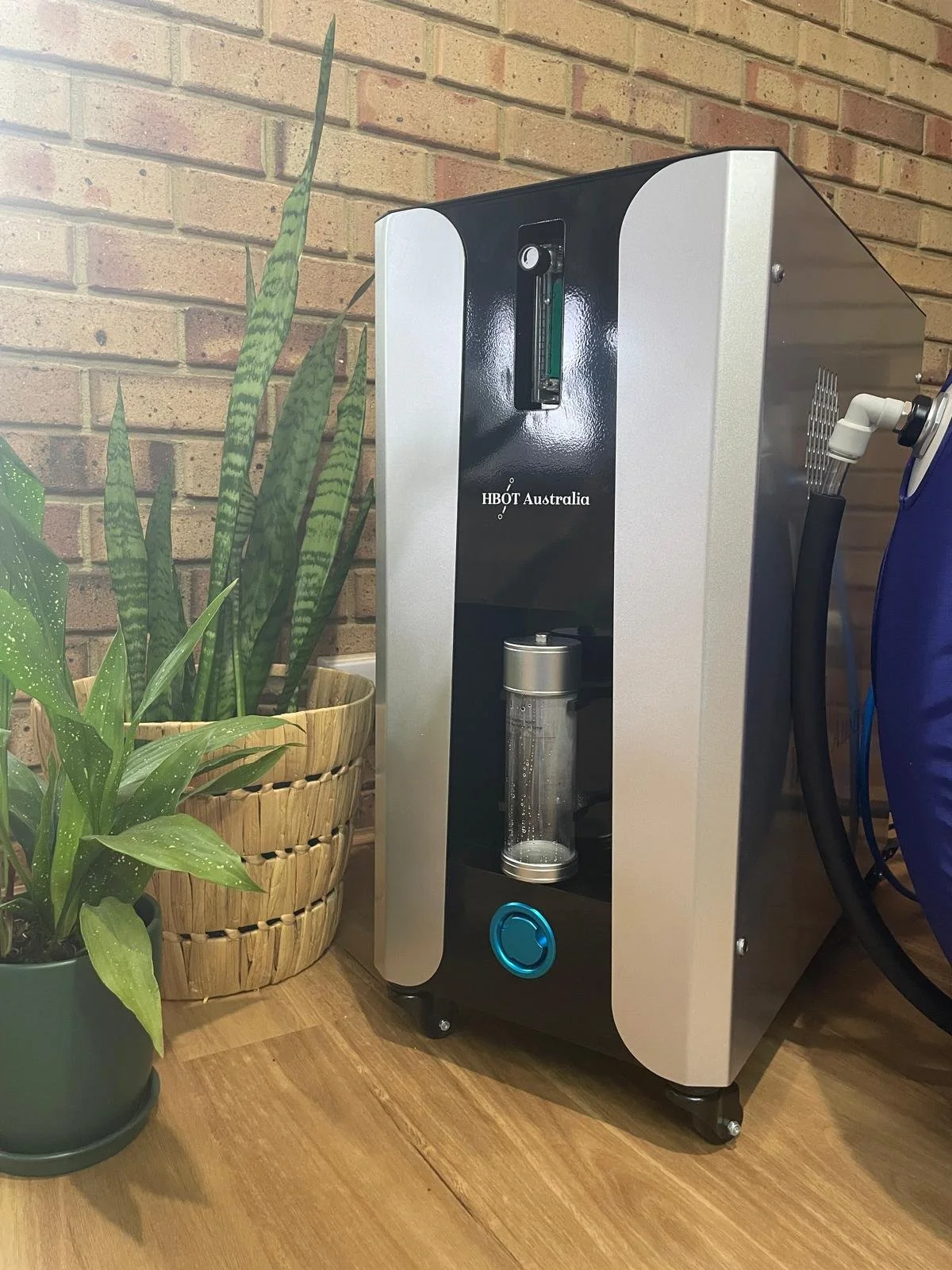 HBOT Soft Chamber - "all-in-one" combined compressor oxygen concentrator with two times cooling unit
