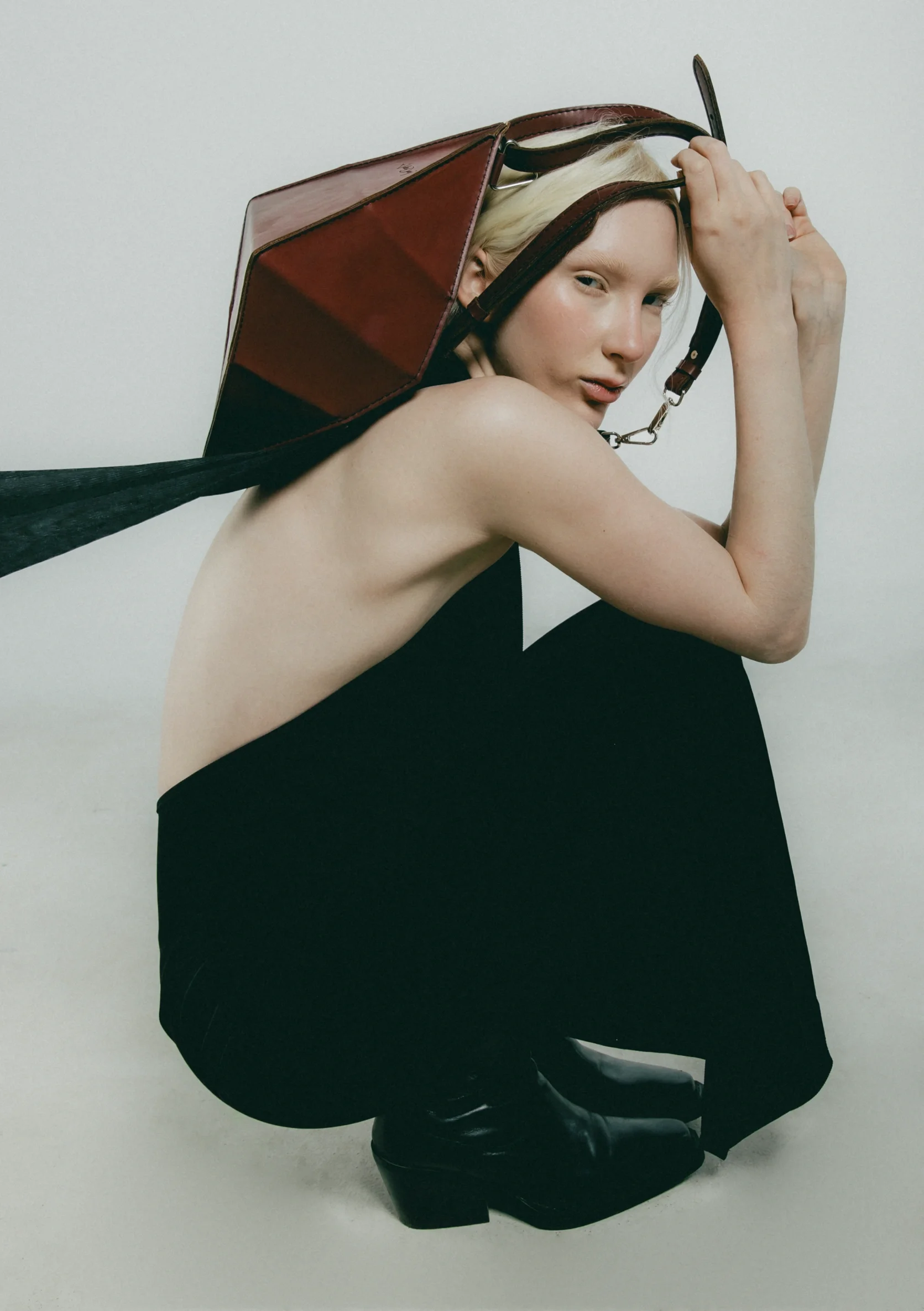 Quiet luxury editorial aesthetic featuring a model studio work. High fashion photography by SVS® Sibeli Velázquez. Photographer based in Mexico City, CDMX.