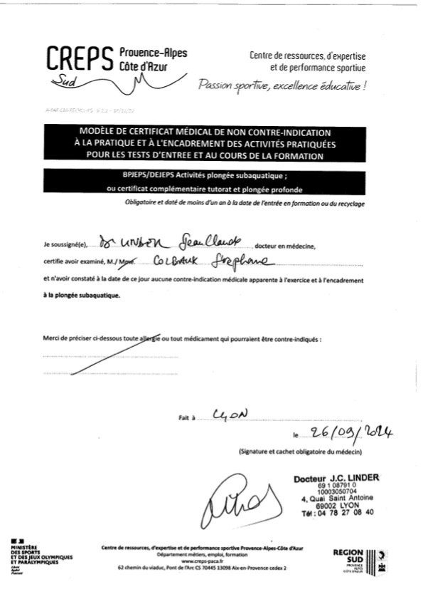 Certificat médical de non contre-indication pour la plongée subaquatique, délivré par CREPS Provence-Alpes-Côte d'Azur, daté du 26 septembre 2014 à Lyon. Comprend les signatures du médecin et un espace pour les allergies ou médicaments contre-indiqué