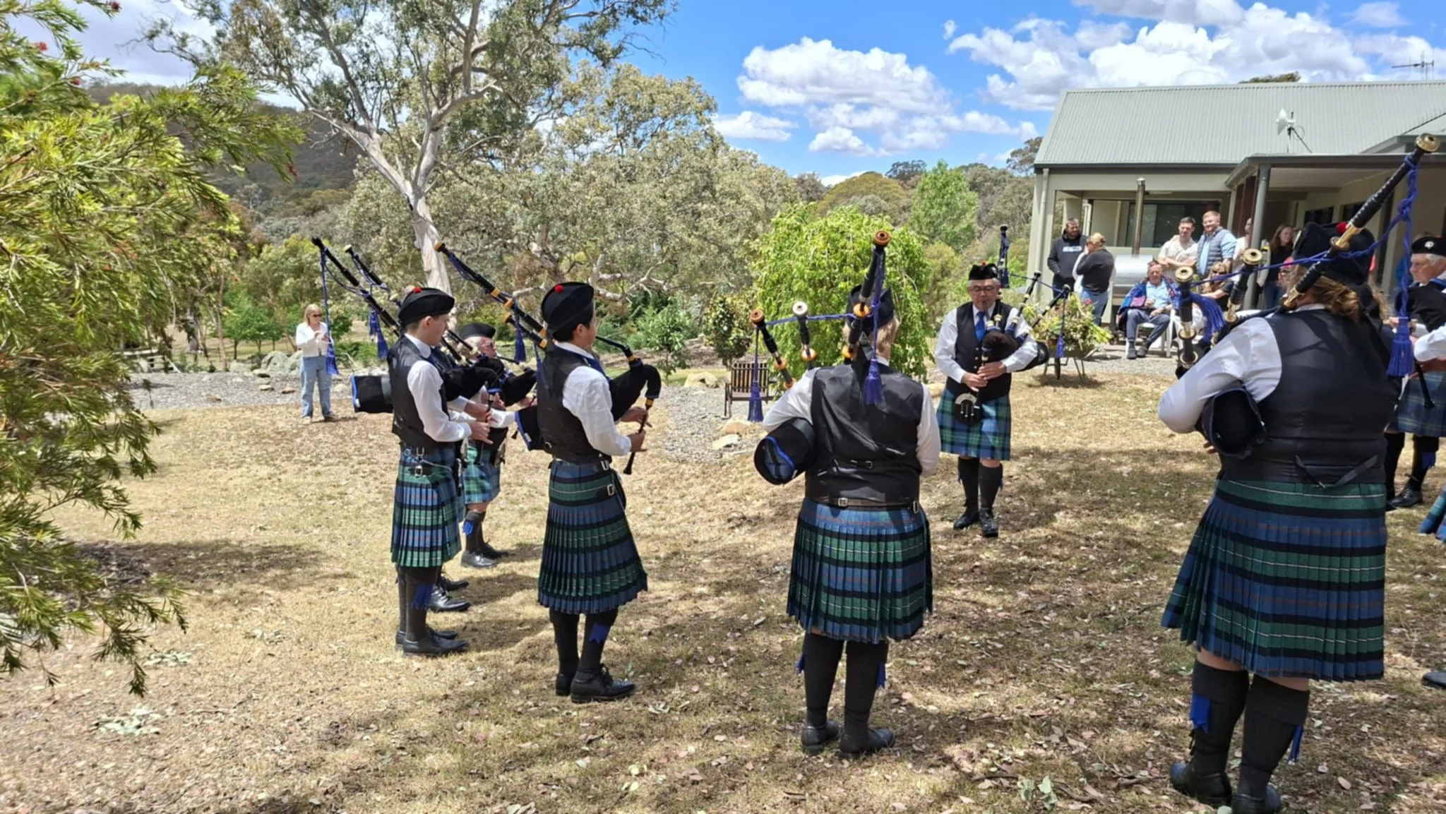 The college band band goes bush