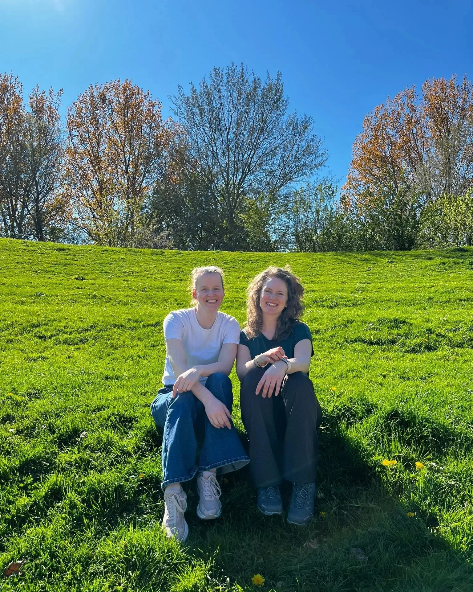 rasterhoffpark, twee vrouwen