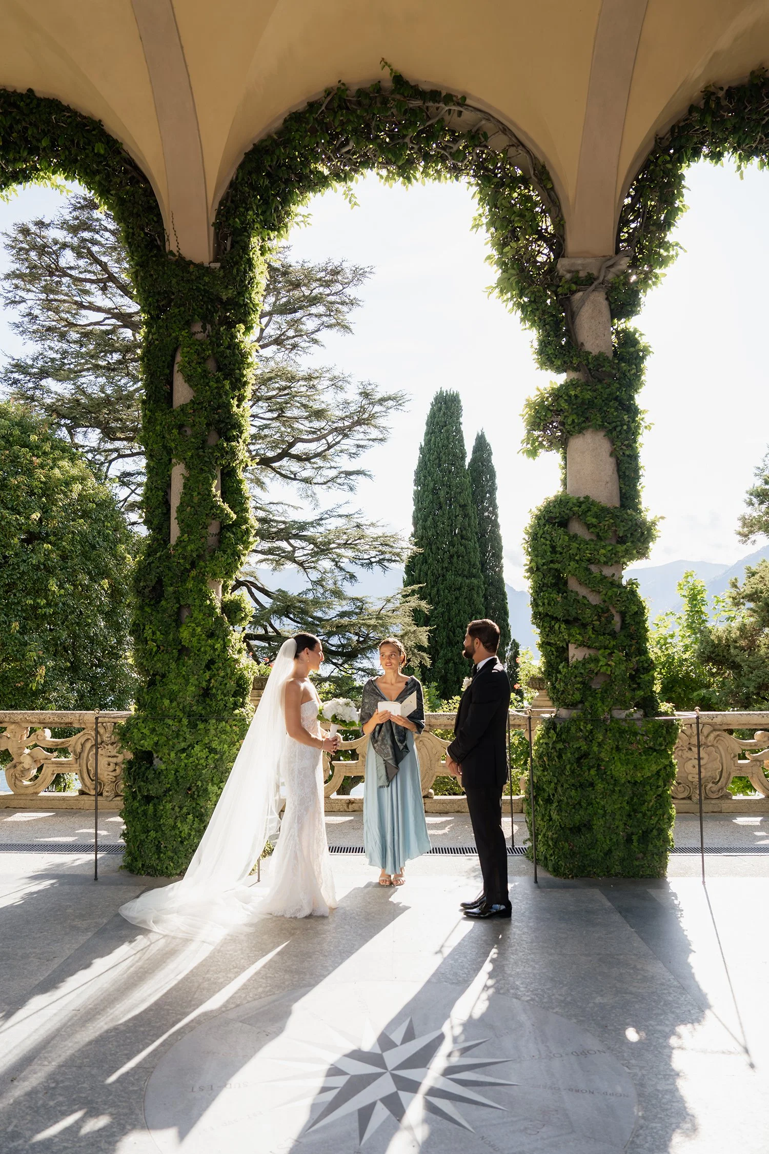Elopement Ceremony Balbianello.jpg