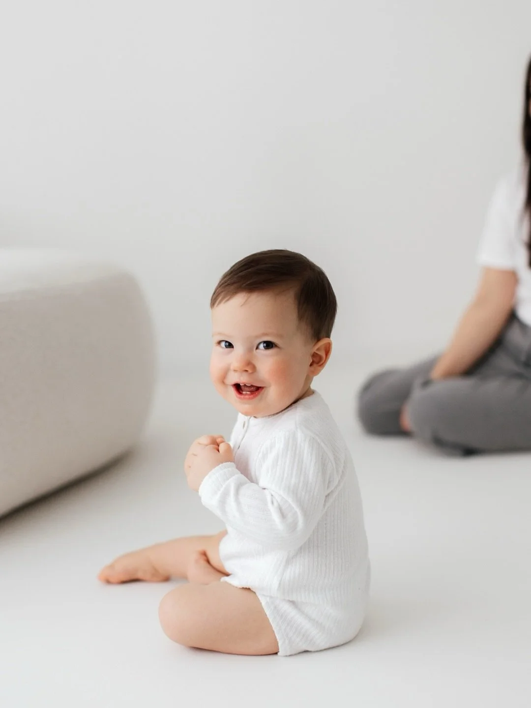 Mommy &amp; me Shootingeinblick vom letzten Mini Tuesday 🥹

Ich lieeeebe einfach zeitlose &amp; cleane Bilder! 🤍

Alle Infos zu meinen Minishootings findet ihr unter dem Link in meiner Bio. ☺️
