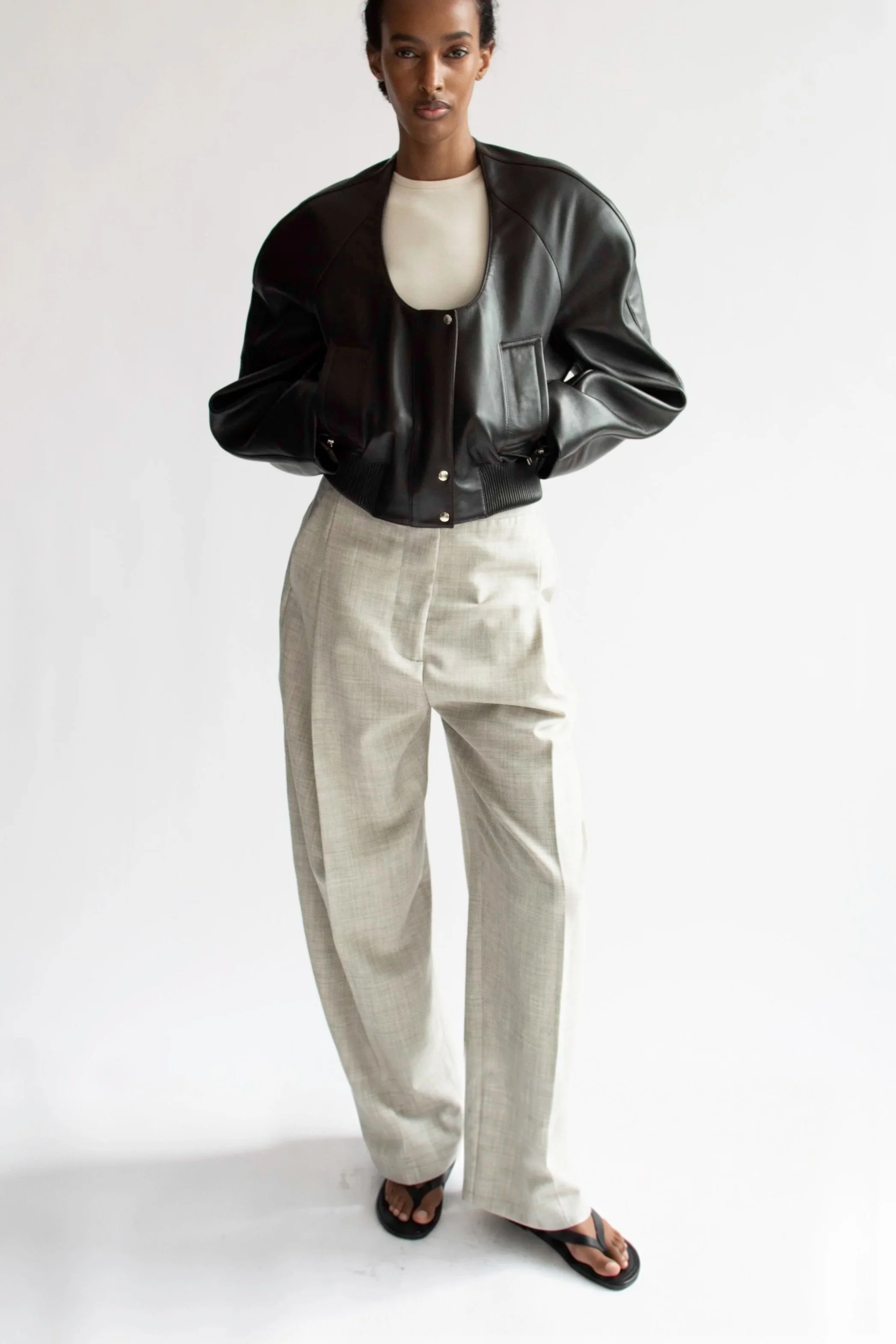 Scoop Neck Bomber Liquorice