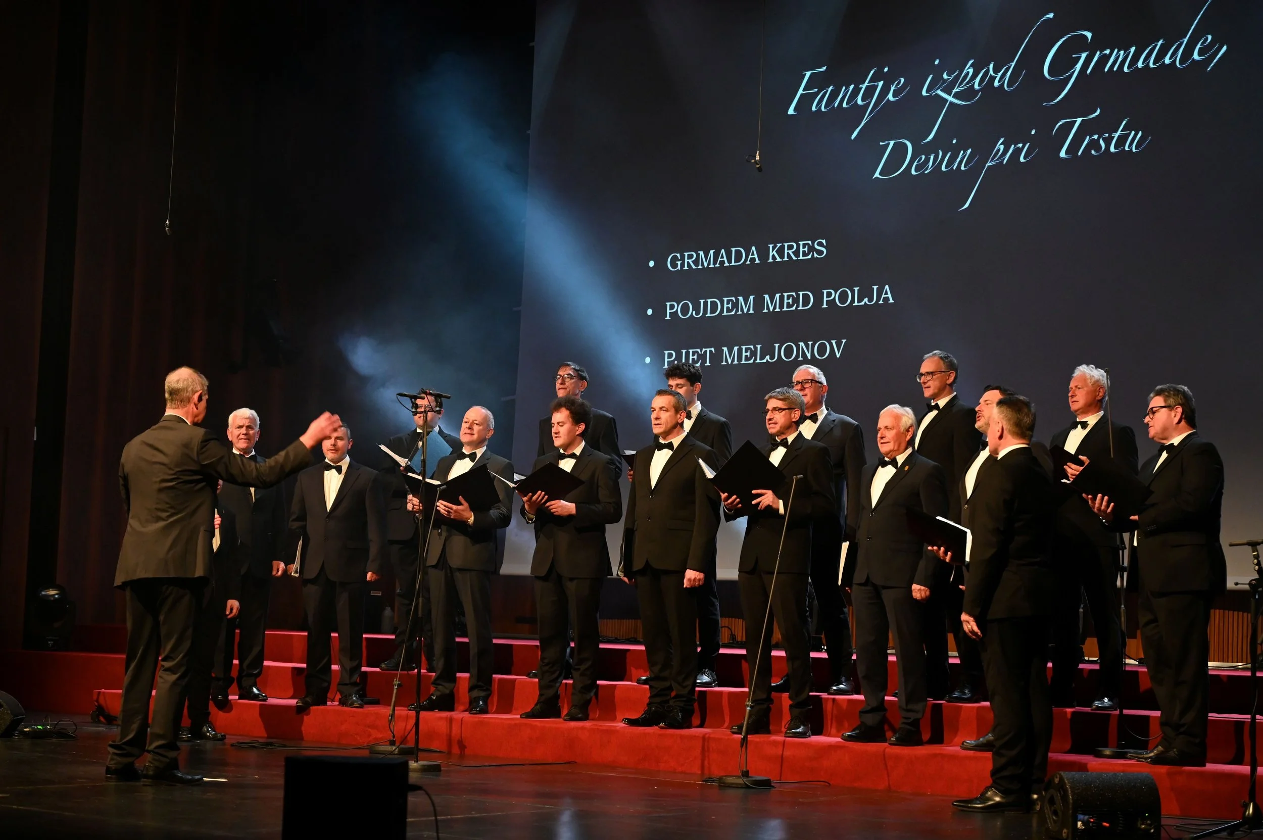 Fantje izpod Grmade.JPG