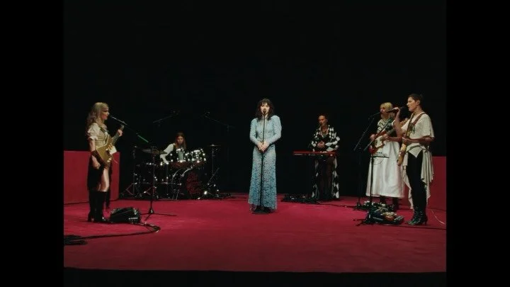 LIVE from THE PYRE, @thelastdinnerparty, shot in Brooklyn NYC 💘🪽

Creative Direction by Studio Island
Commissioned by Studio Island + @itgirl.c00l

director. @alfredwashere
production. @somesuchandco
creative studio. @studioislanduk
label. @islandr