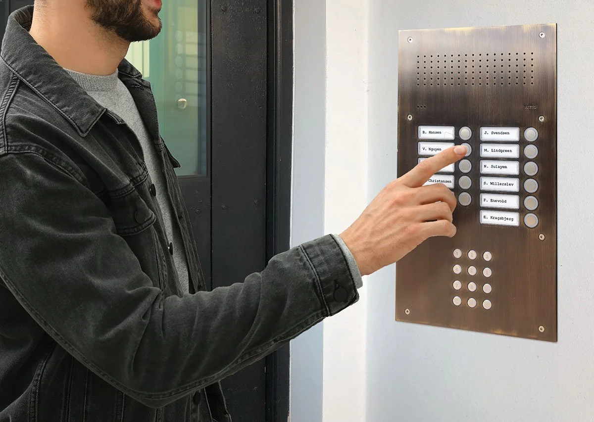 Acero Pur panel i bruneret messing