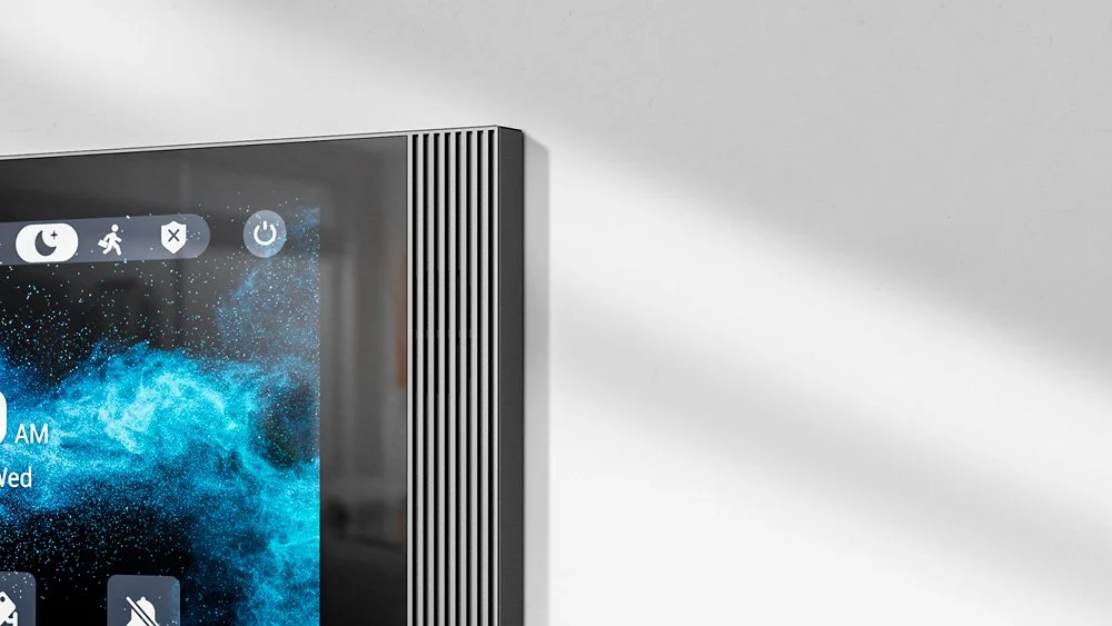 Stilfuld og diskret S562 svarmonitor. Perfekt til steder med begrænset plads.