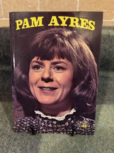 Some Of Me Poetry - Pam Ayres (1976 - First Edition)