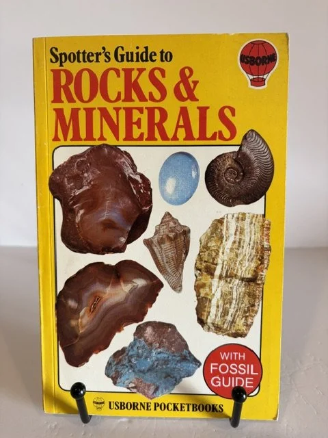 Spotter's Guide to Rocks & Minerals - Alan Woolley