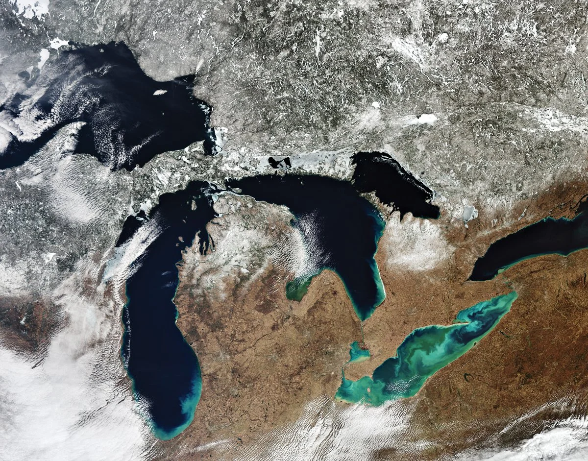 In the Great Lakes, heat waves and cold spells are on the rise 