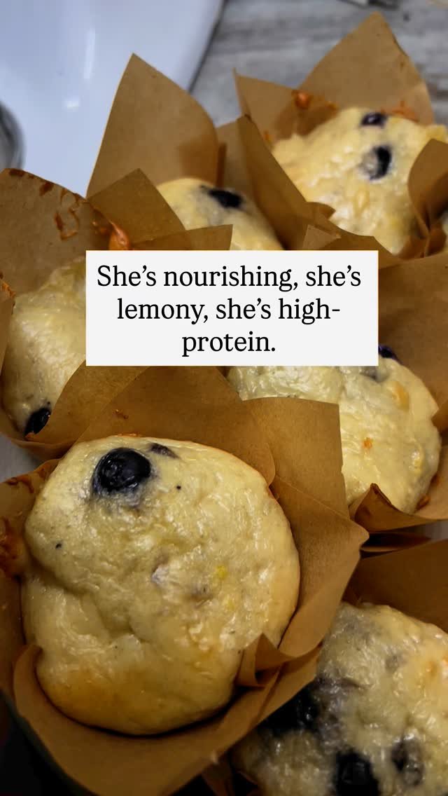 Blueberry Lemon Cottage Muffins:
These blueberry lemon muffins are high-protein, naturally sweetened, and made for busy days when you still want to feel good. Pair it with some chicken sausage or eggs to make it a well rounded meal. Depending on yo