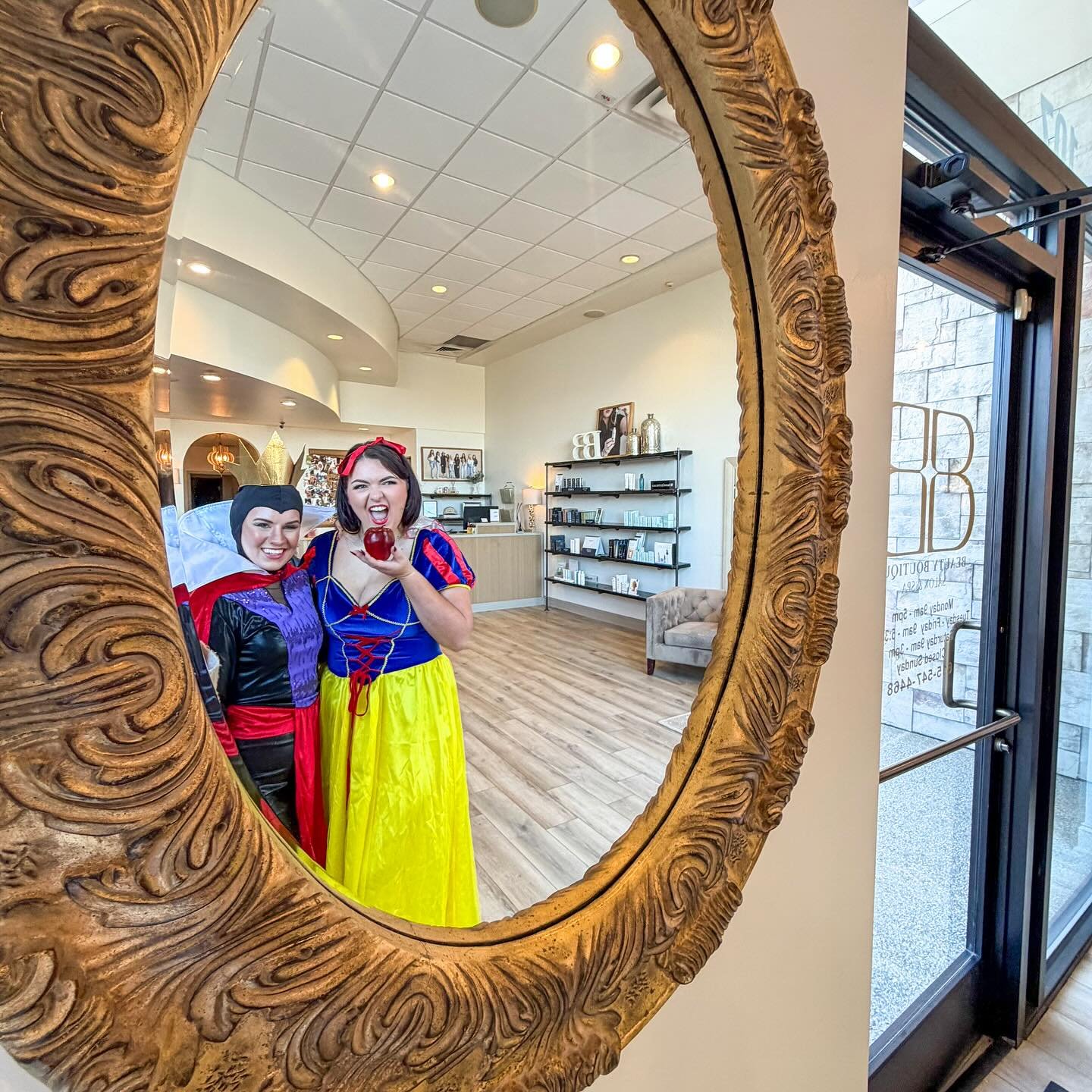 Tricks, treats &amp; selfies 🖤 #BBHALLOWEEN25