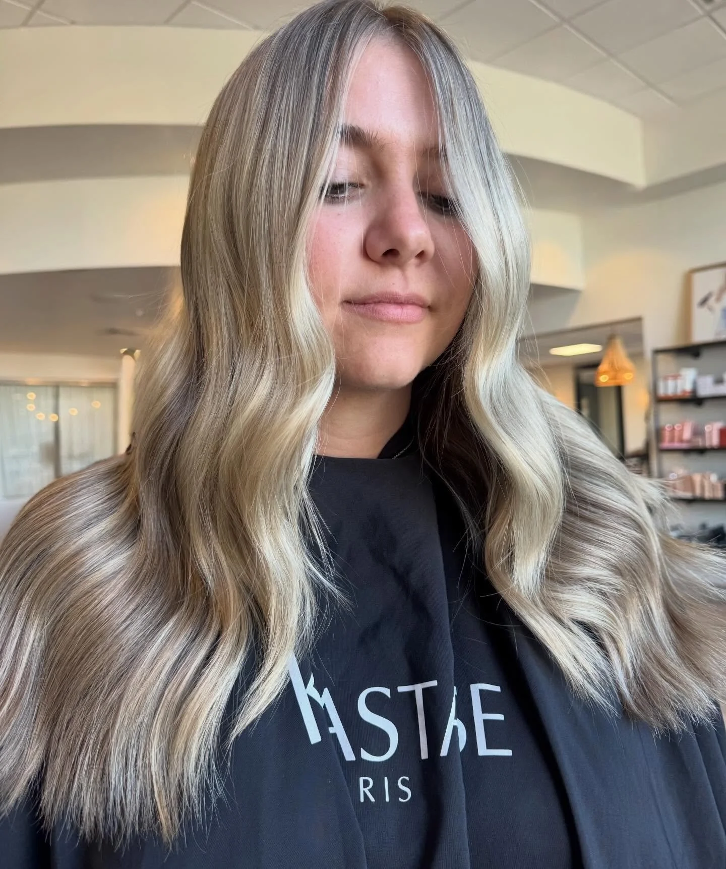 blended blonde 💫
by @maciejbeauty