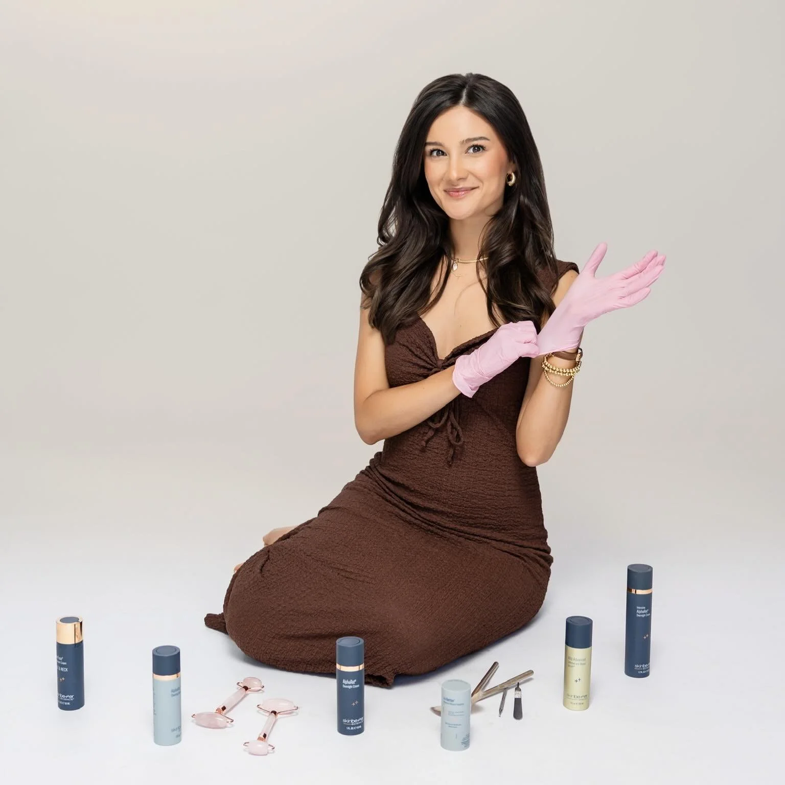 Welcome back, Alivia 🤎
We&rsquo;re so excited to have @aesthetically_alivia back starting June 1st - If your skin has been needing some extra love, now&rsquo;s your chance. Her books are filling quickly, so be sure to schedule your appointment soon.
