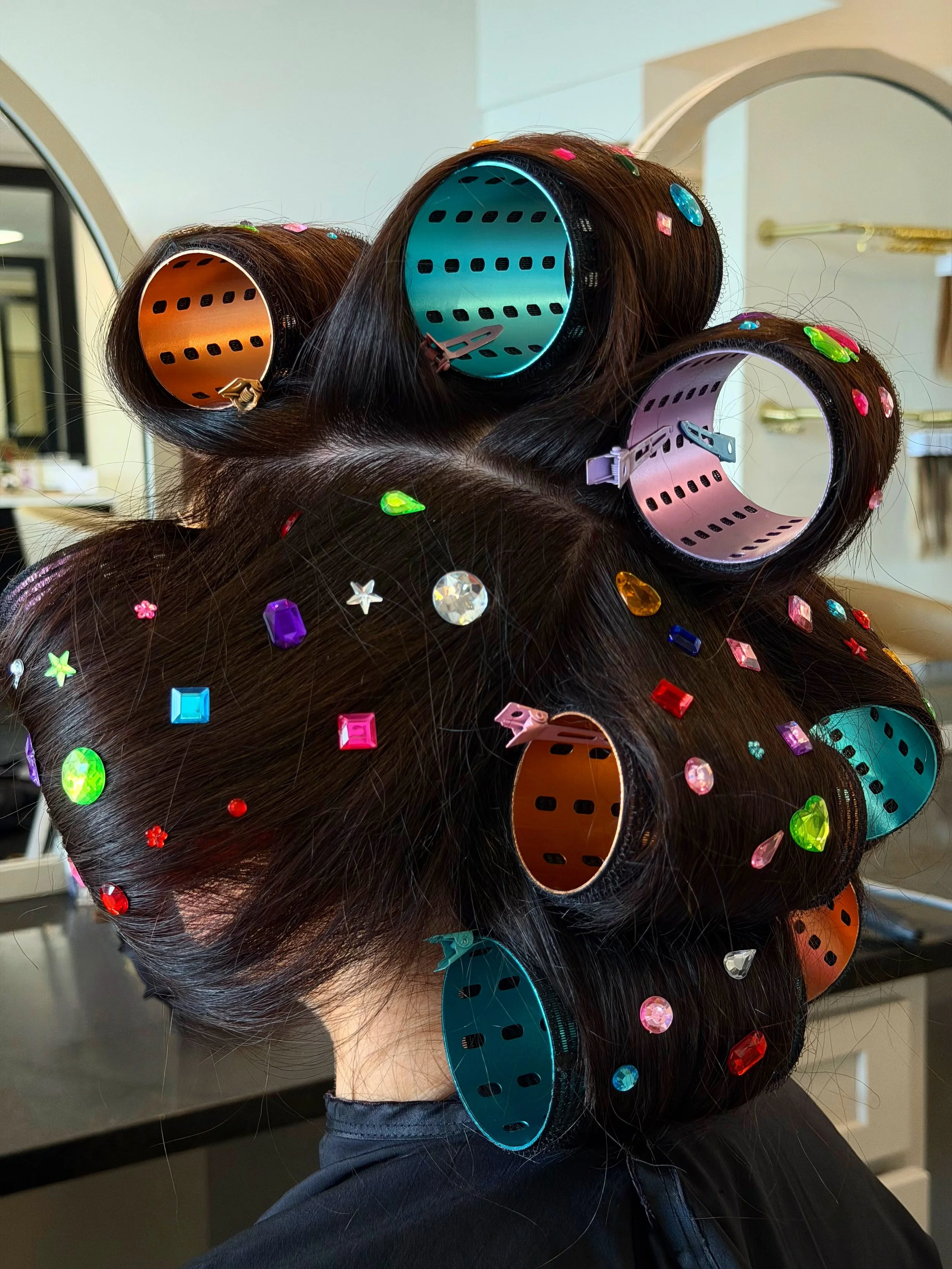 girls just wanna have fun 🧚🏼&zwj;♀️
this is your sign to book your @beautyboutiquelebanontn blowout 💫