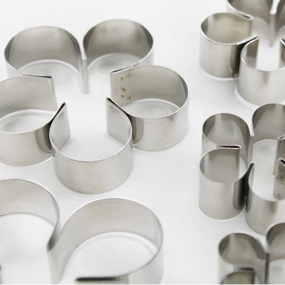 suzanne-esper-blossom-set-of-5-stainless-steel-icing-cutters-p11128-35909_image.jpg
