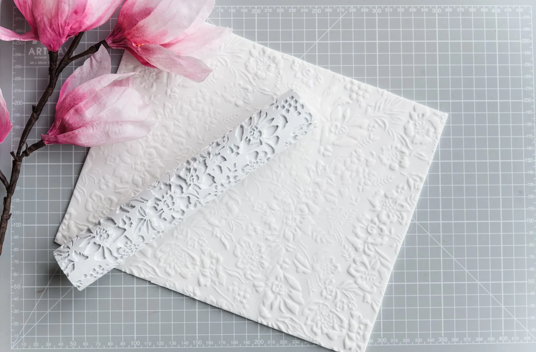 Textured Andrea Lace Rolling Pin (Raised Pattern)