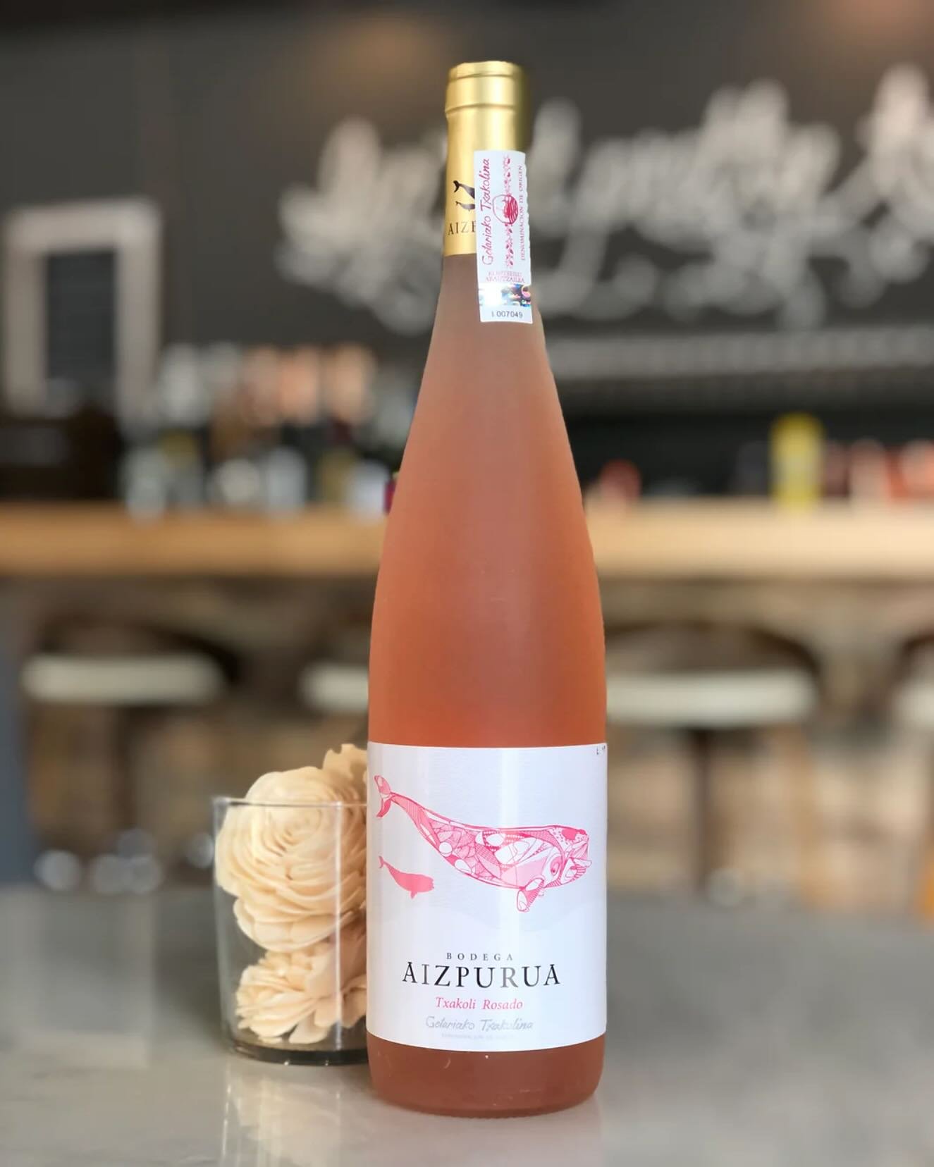 Tasting happening tonight! 🍷✨ Stop by Pearl Street Wine &amp; Spirits to try Aizpurua Txakoli Rosado, a fresh and zippy ros&eacute; from Spain&rsquo;s northernmost Txakoli region. Made from Hondarrabi Zuri &amp; Hondarrabi Beltza, this ros&eacute; i